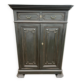 Meuble trois quart