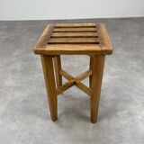 Tabouret reconstruction années 50 à lattes de bois