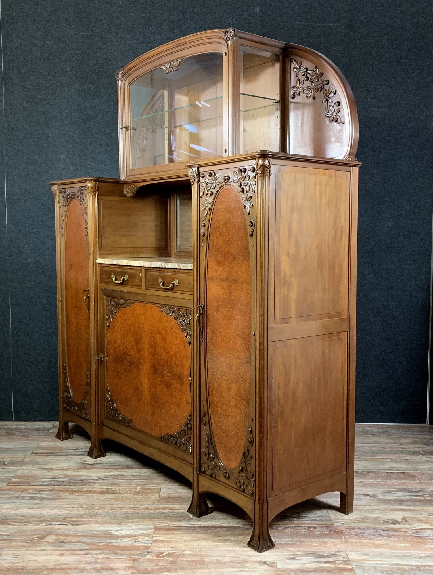 Bibliothèque d'après Louis Majorelle: Muséal époque Art Nouveau
