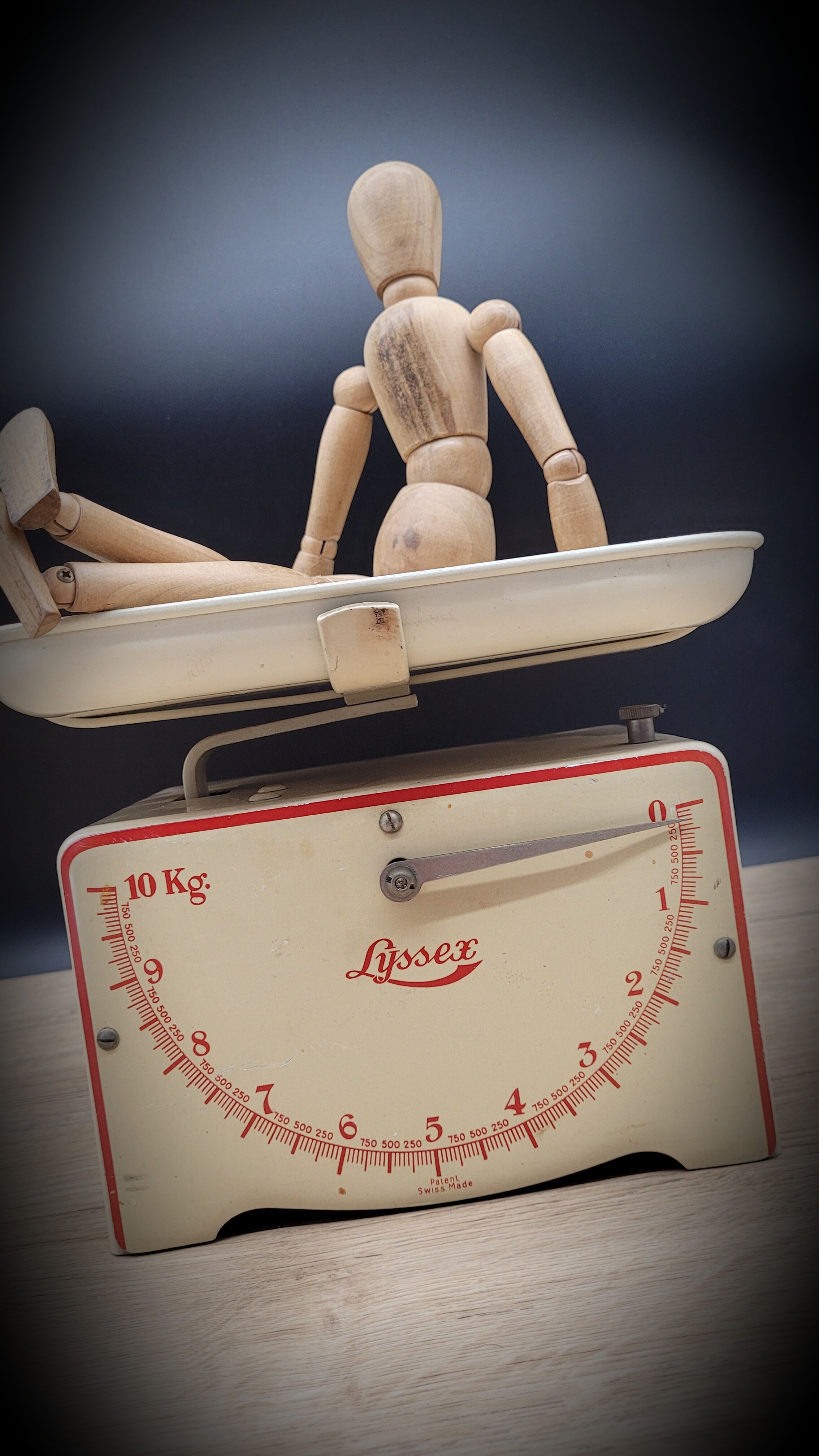 Lyssex scale 10lg red