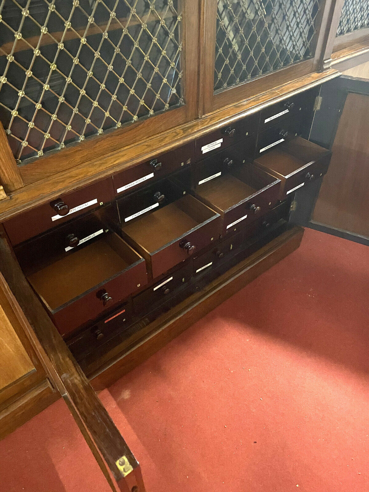 Napoleon III period parquet library in Rio rosewood and lemon tree
