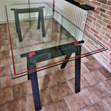 Office table