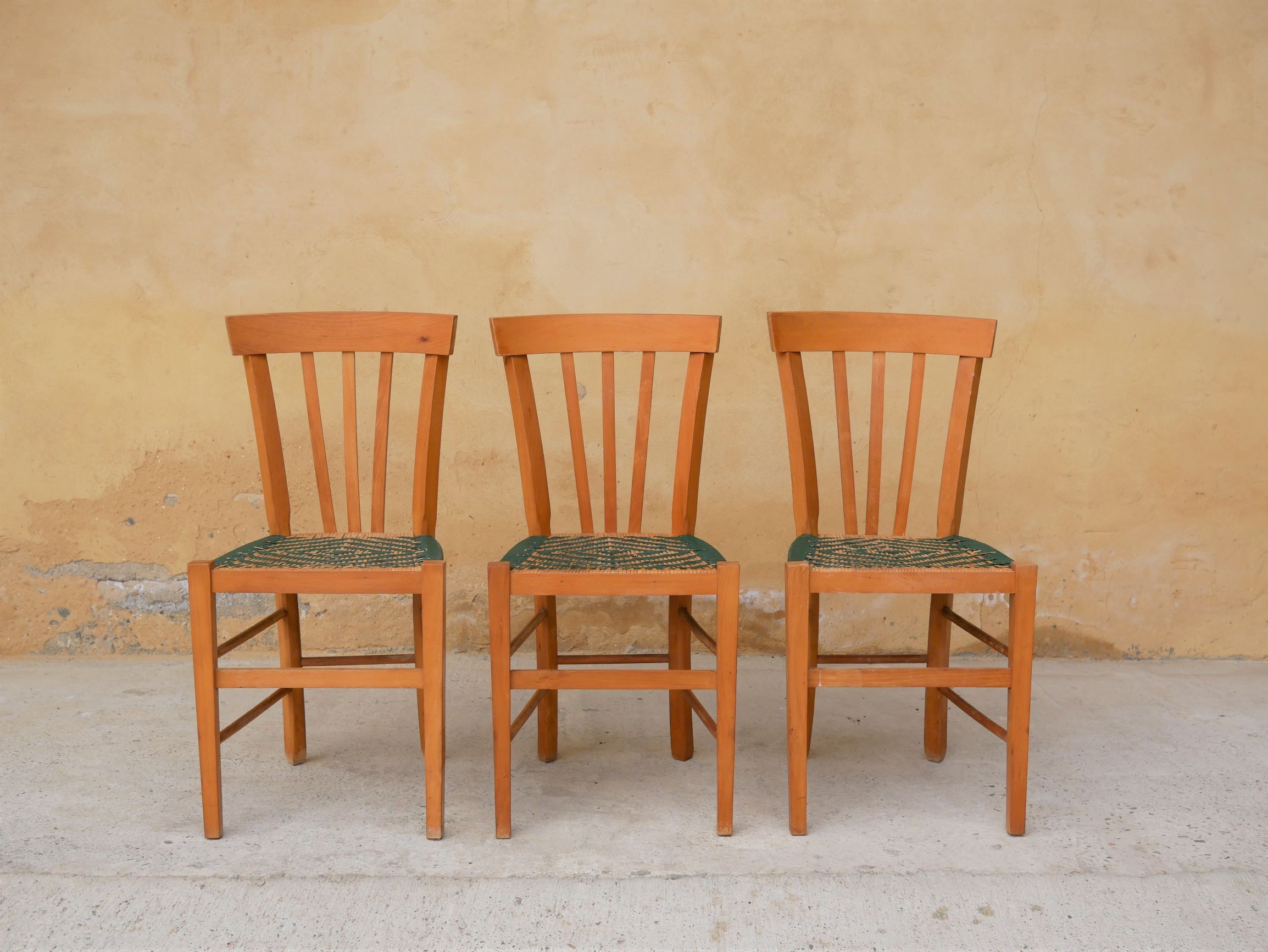Wooden and rattan countryside canne chair