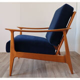 Scandinavian armchair in wood and velvet circa 1960