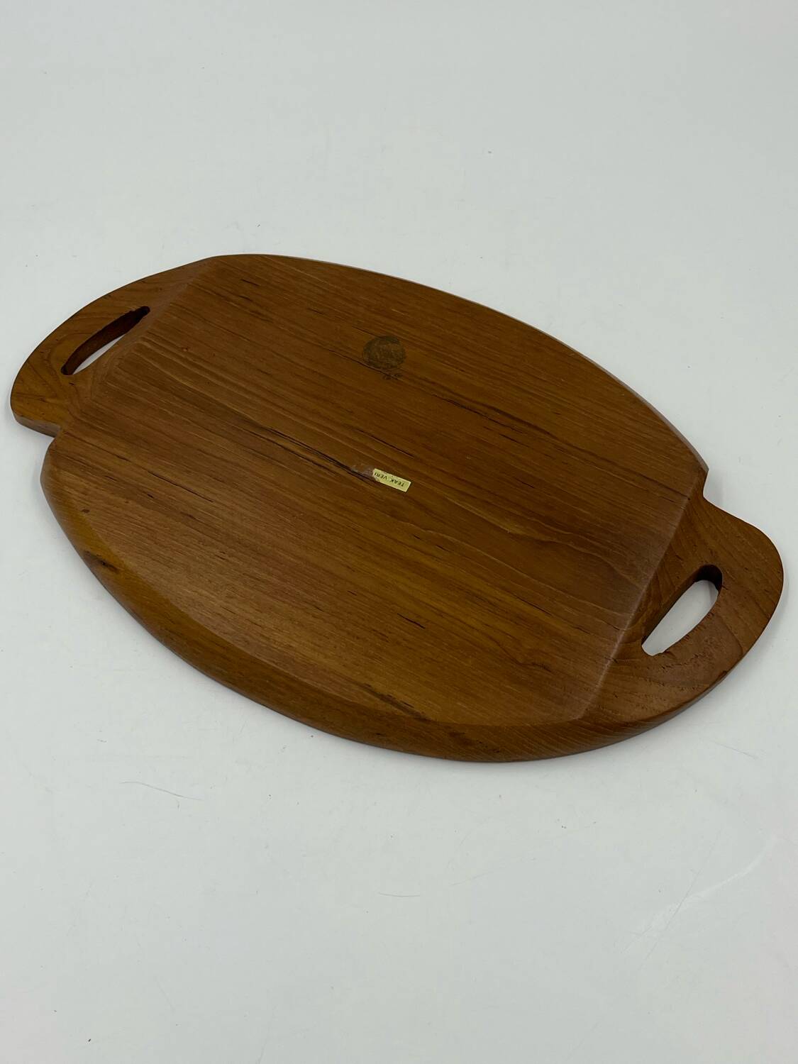Solid teak aperitif dish