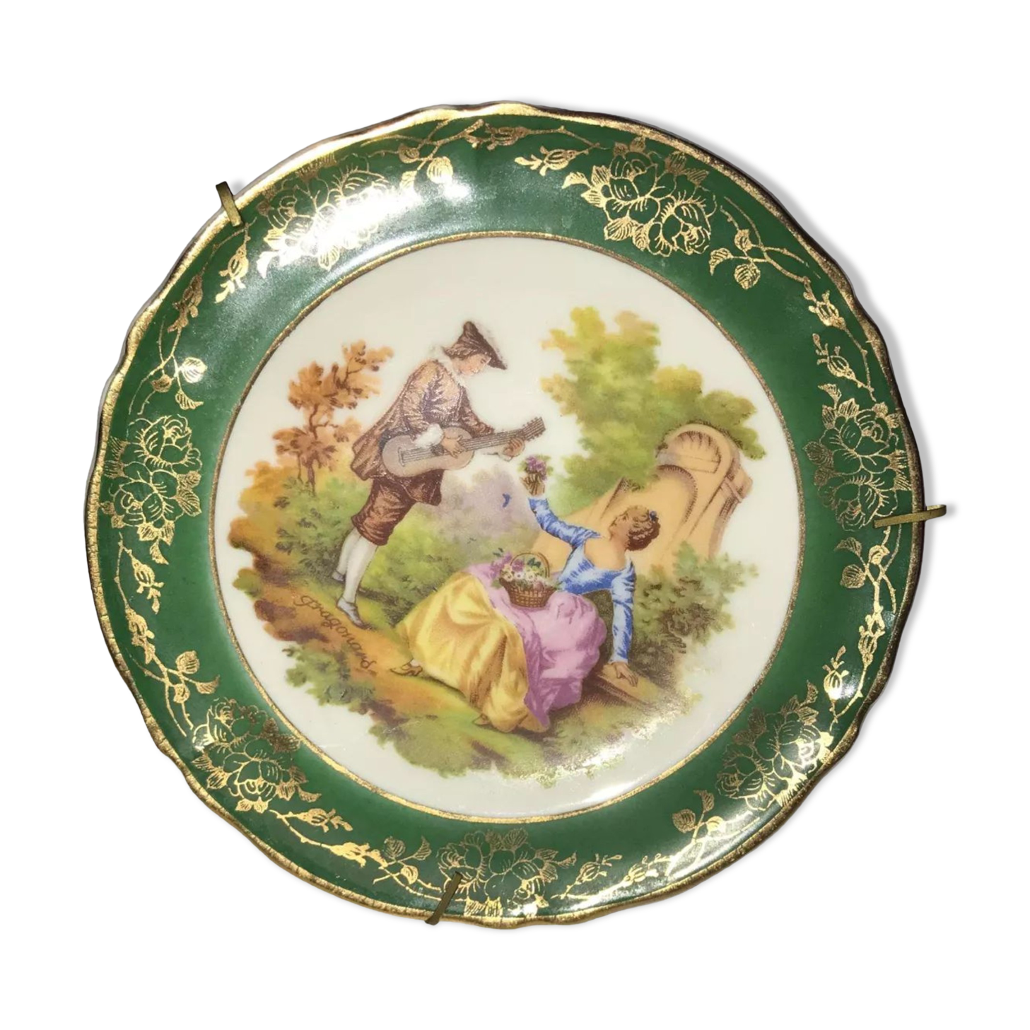 Fragonard plate with wall support