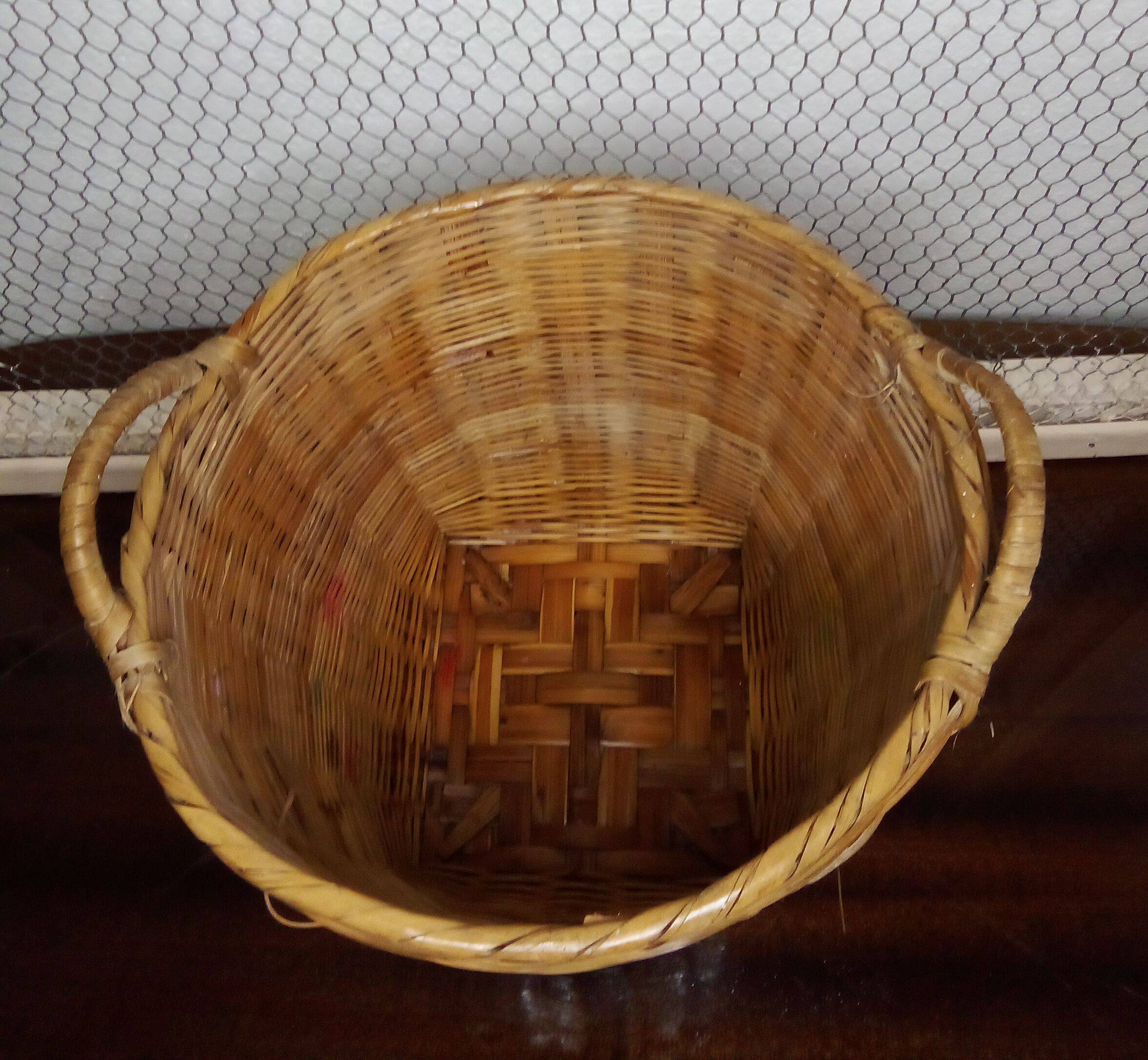 Vintage wicker plant pot