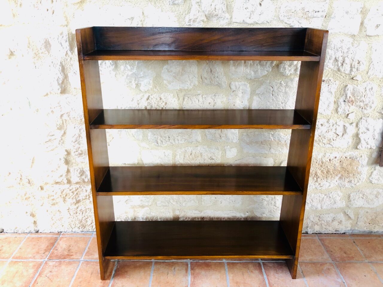 Vintage stand-pedding, Scandinavian style shelf by Herbert Gibbs, circa 60