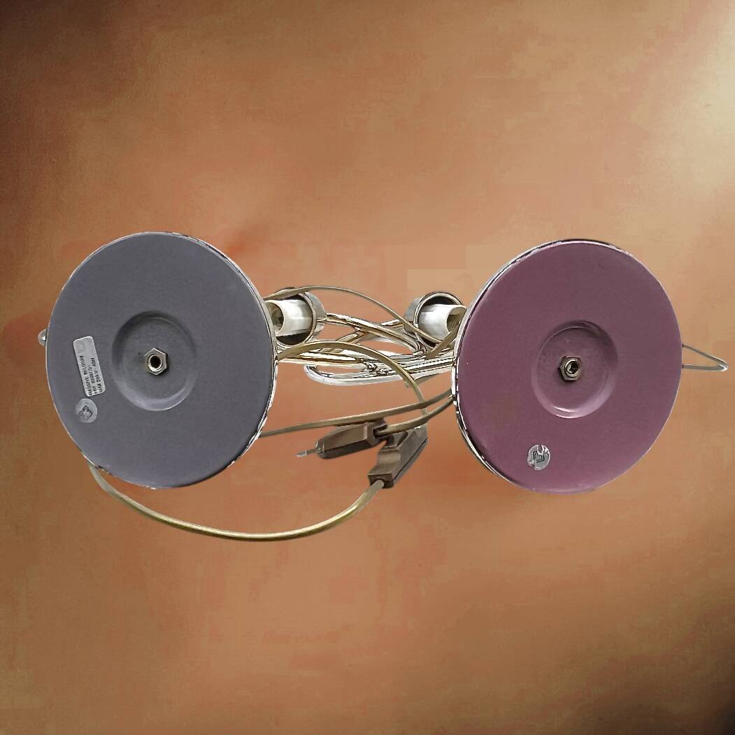 Pair of vintage lamps in chrome metal and frosted textured glass - Massive