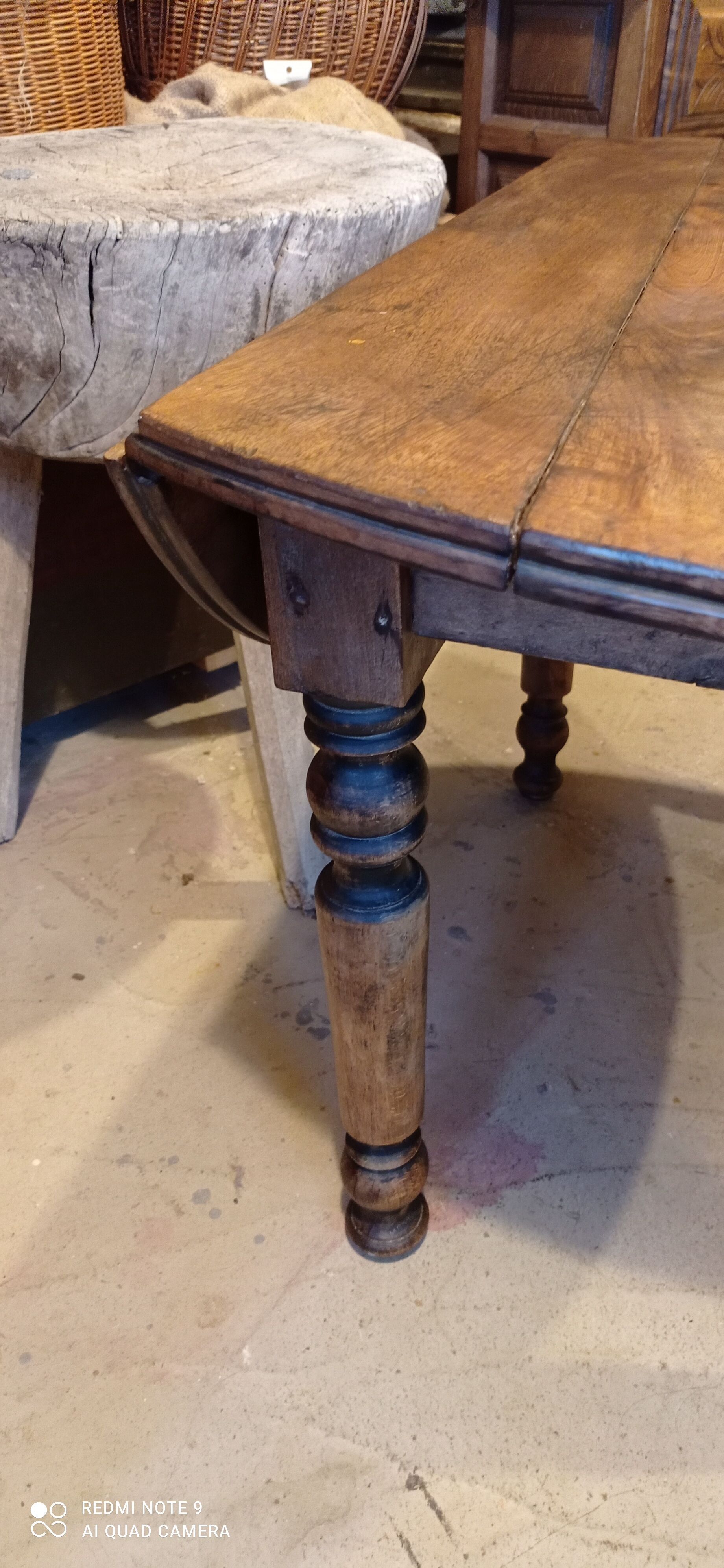 Flap farmhouse table