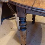 Flap farmhouse table