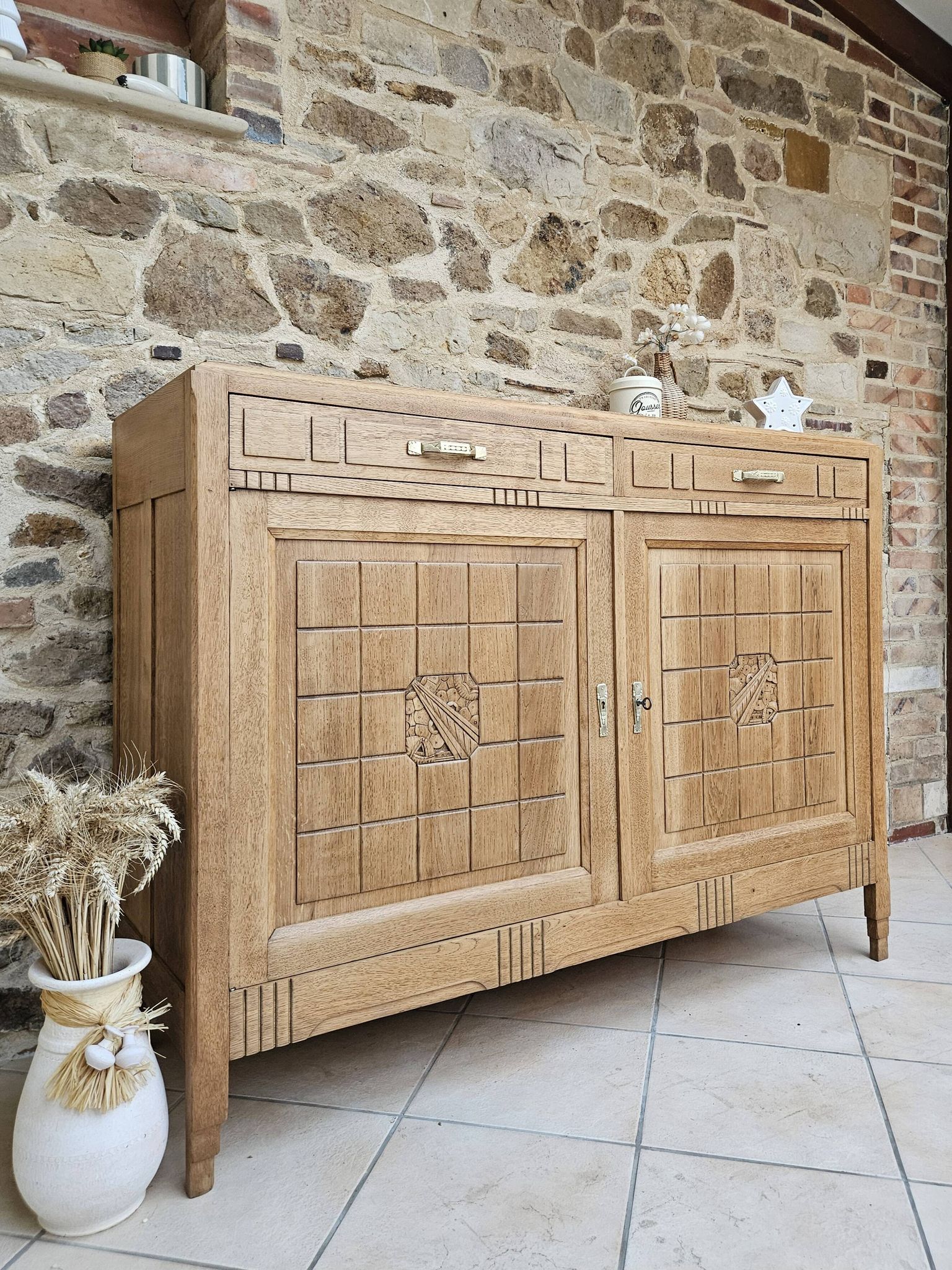 Buffet parisien art déco 