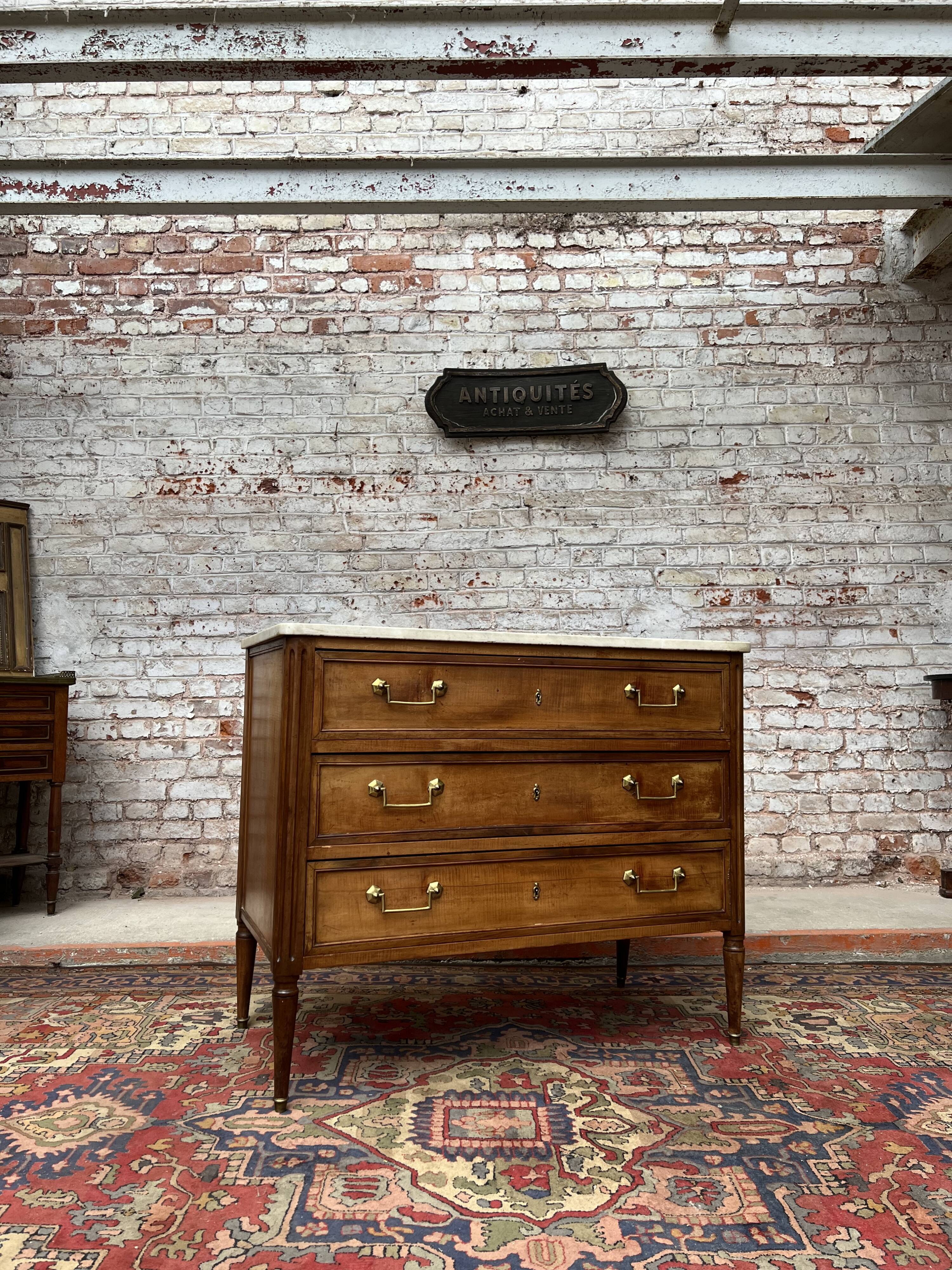 Louis XVI style mahogany chest of drawers
