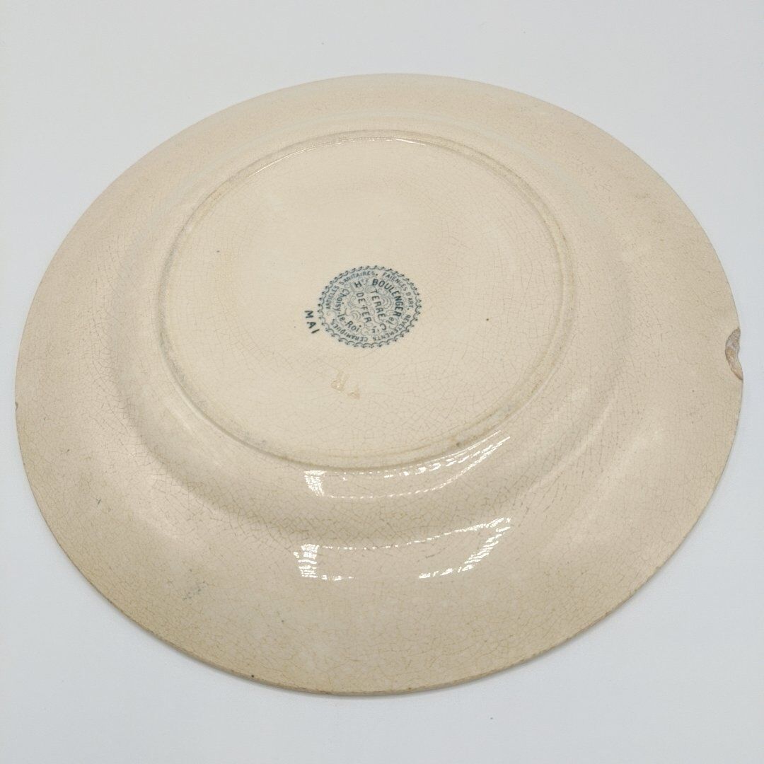 Flat plates in faience Land of Fer Choisy Le Roi, year 50, dark blue décor