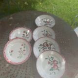 6 mismatched dinner plates, 2 Aude models and 4 Epernay Sarreguemines and Digoin models,