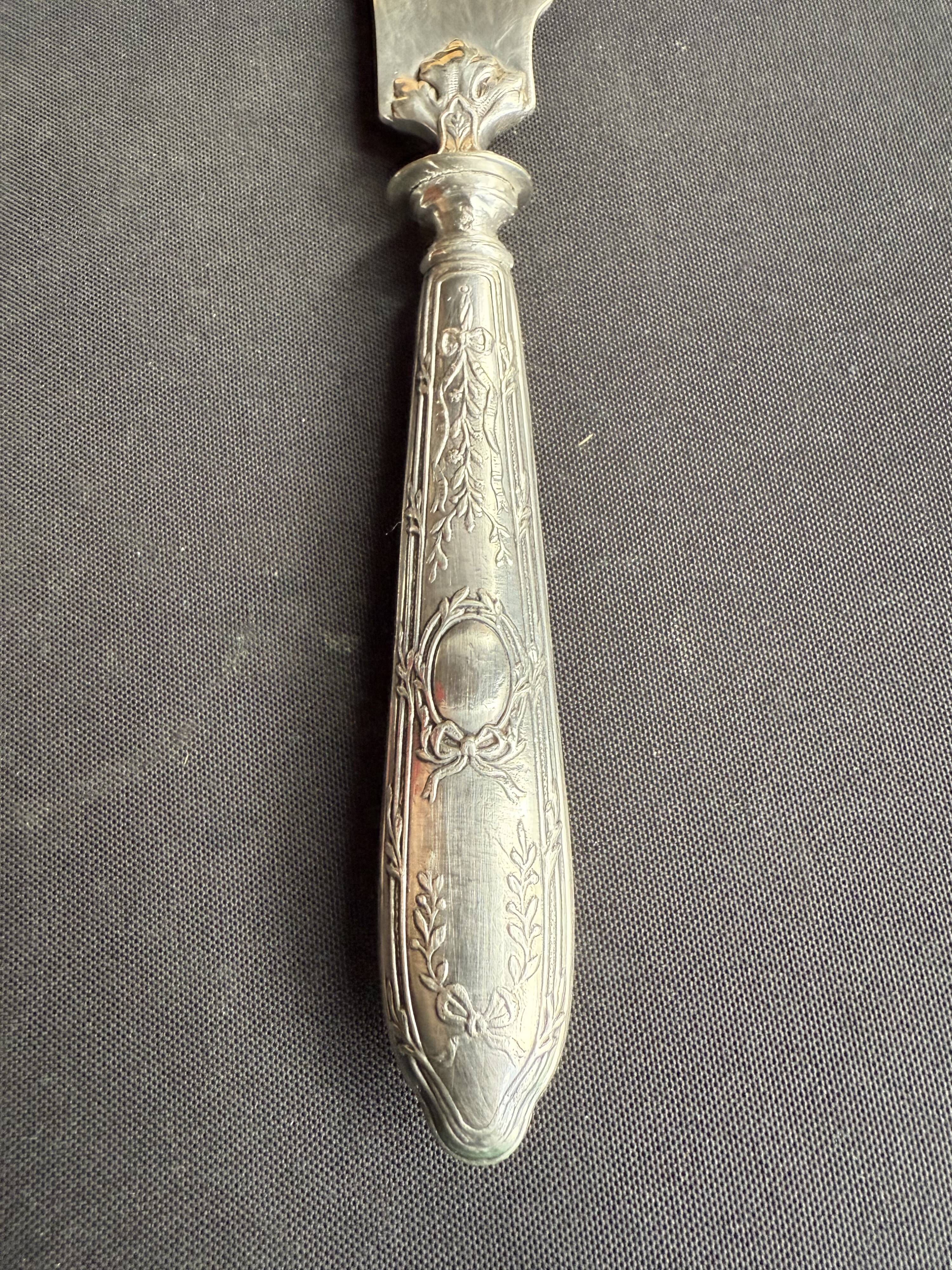 Fish Serving Cutlery – Silver and Silver Plated