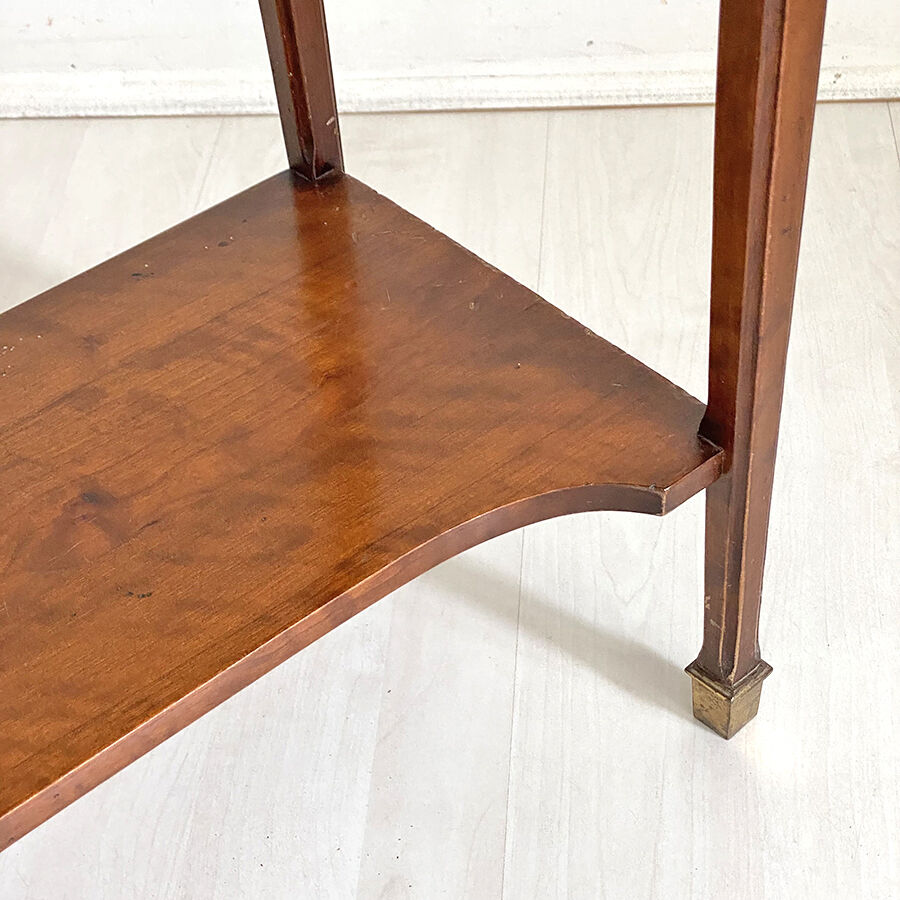 Table d'appoint anglaise début XXème