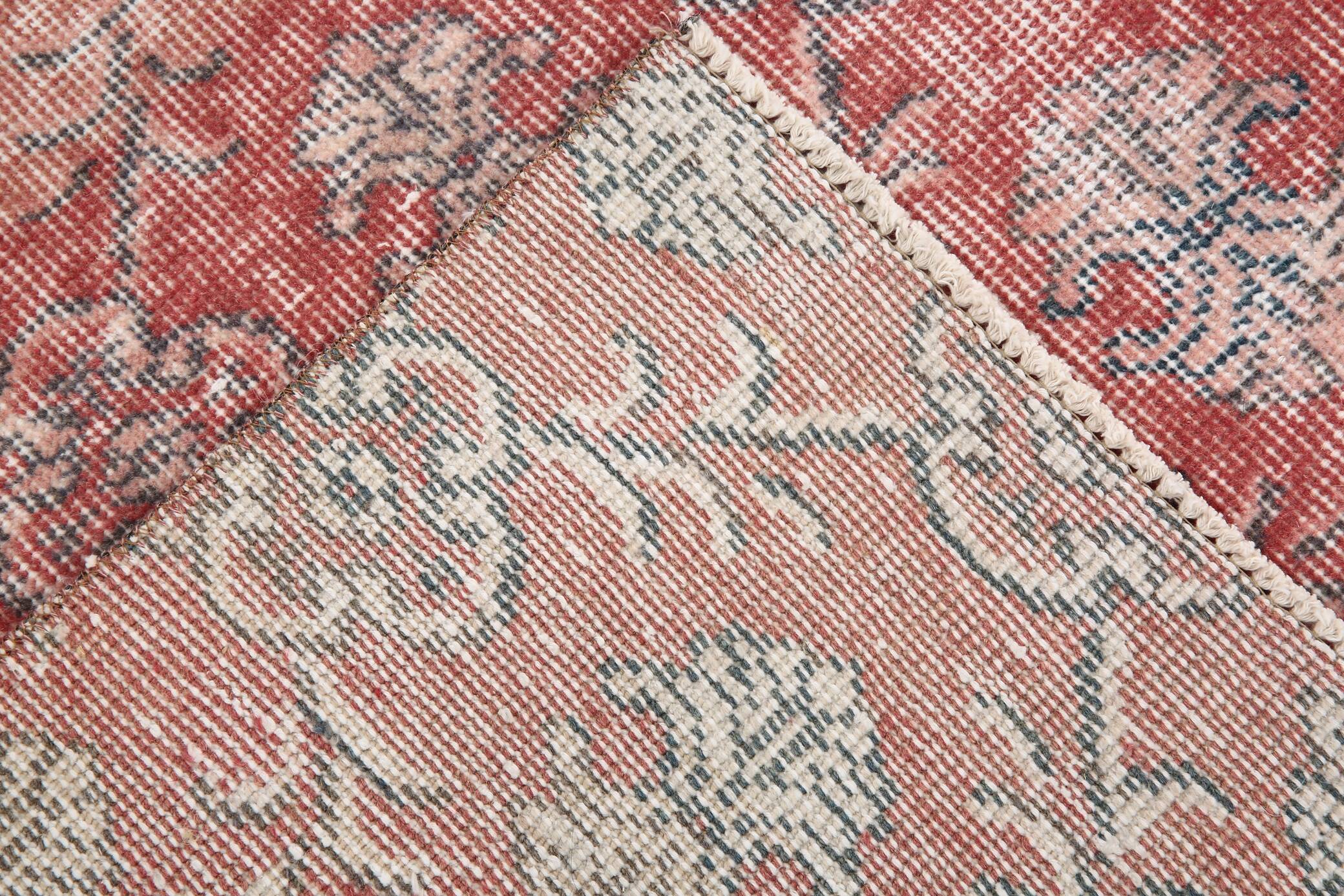 Pale red classic vintage rug, 215x335cm