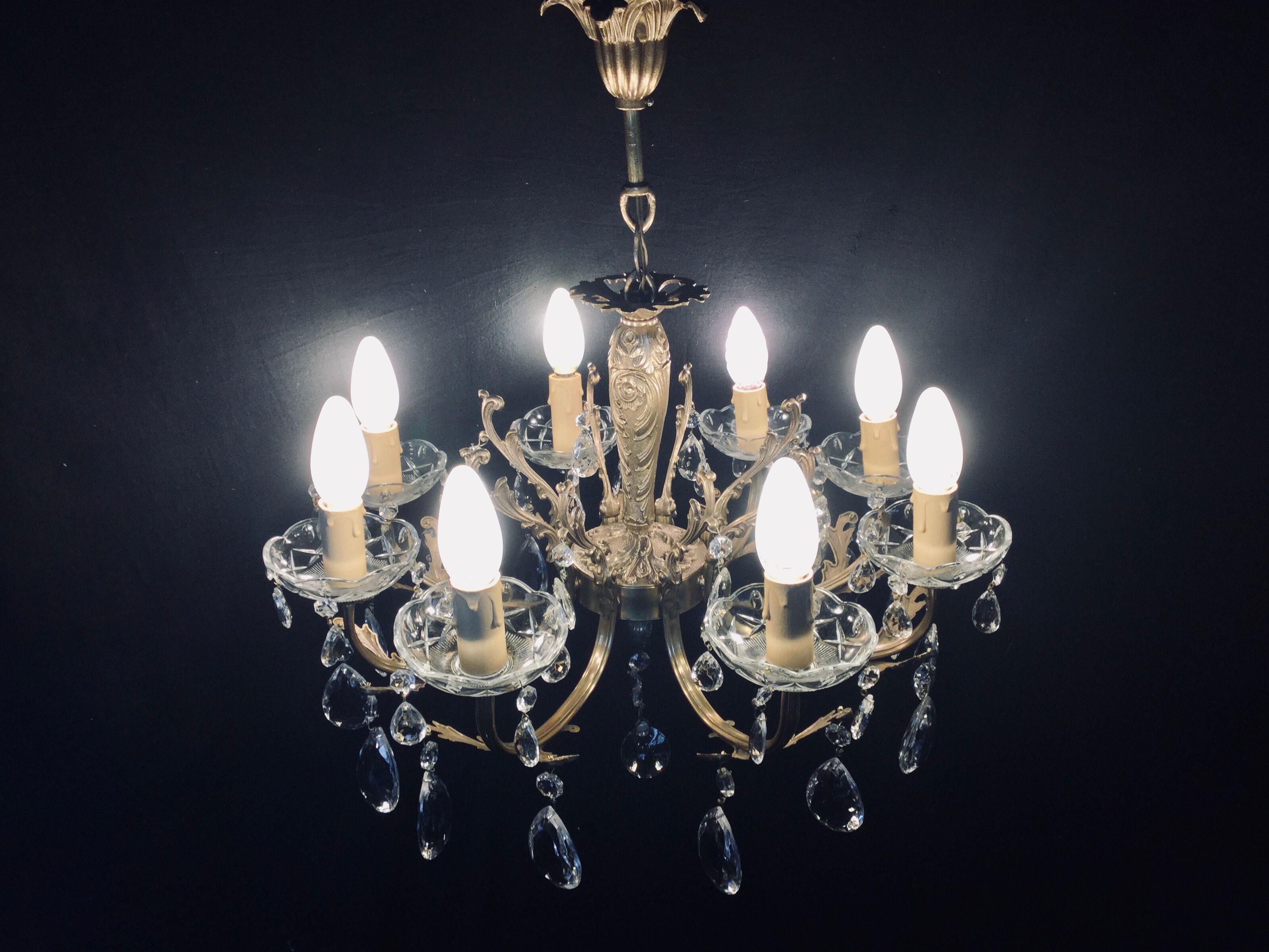 8 lights, crystal, bronze and brass chandelier