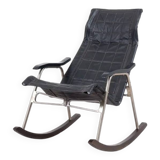Foldable rocking chair by Takeshi Nii