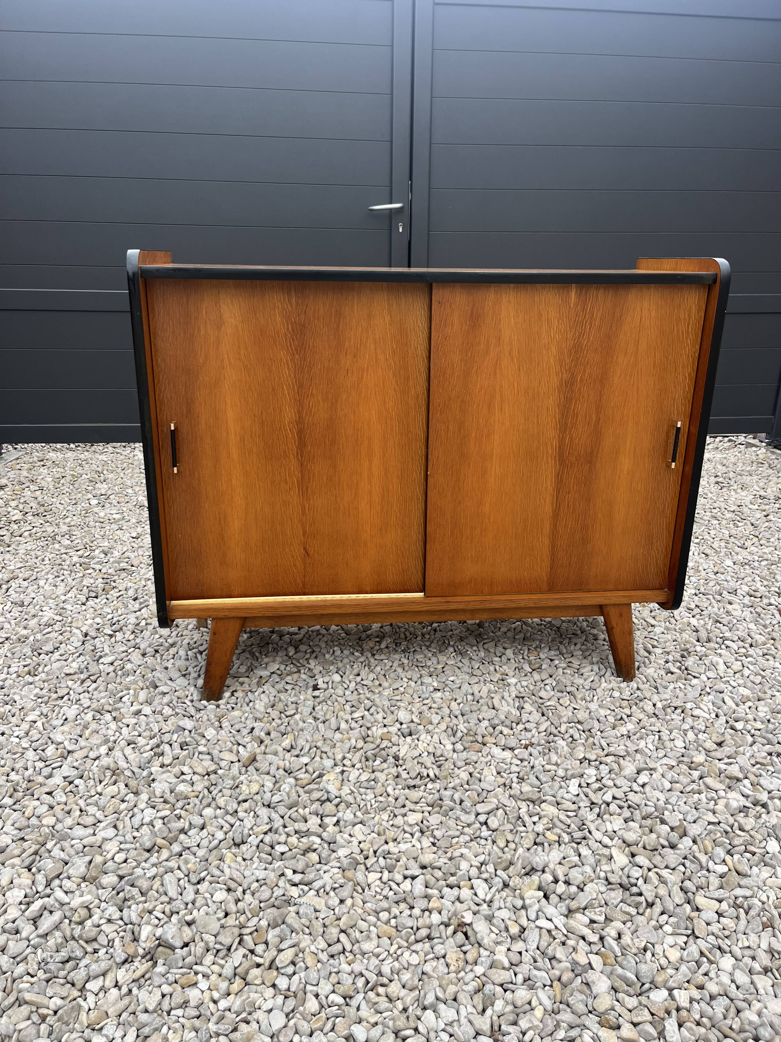 Commode vintage pieds compas