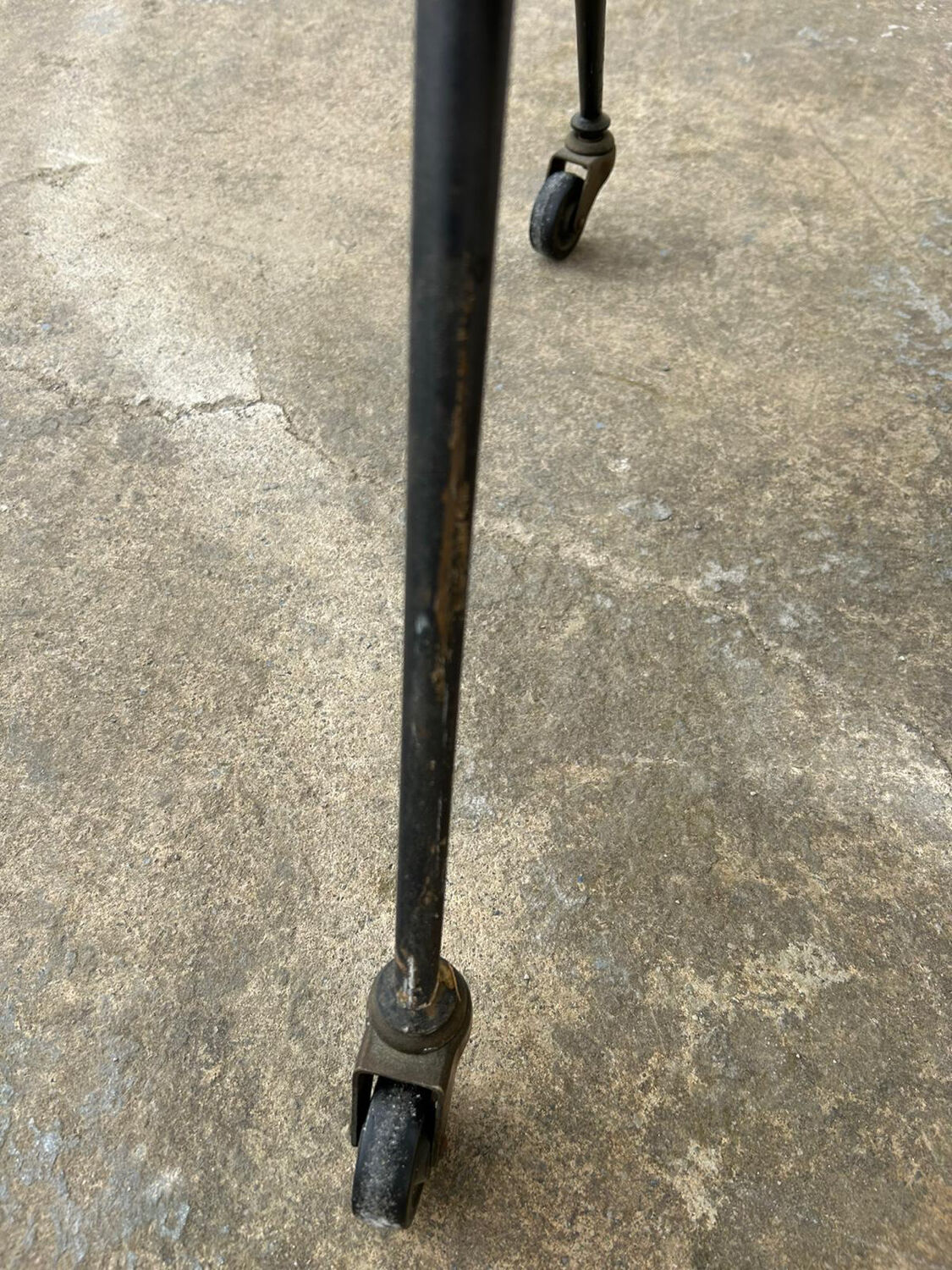 50s trolley on wheels