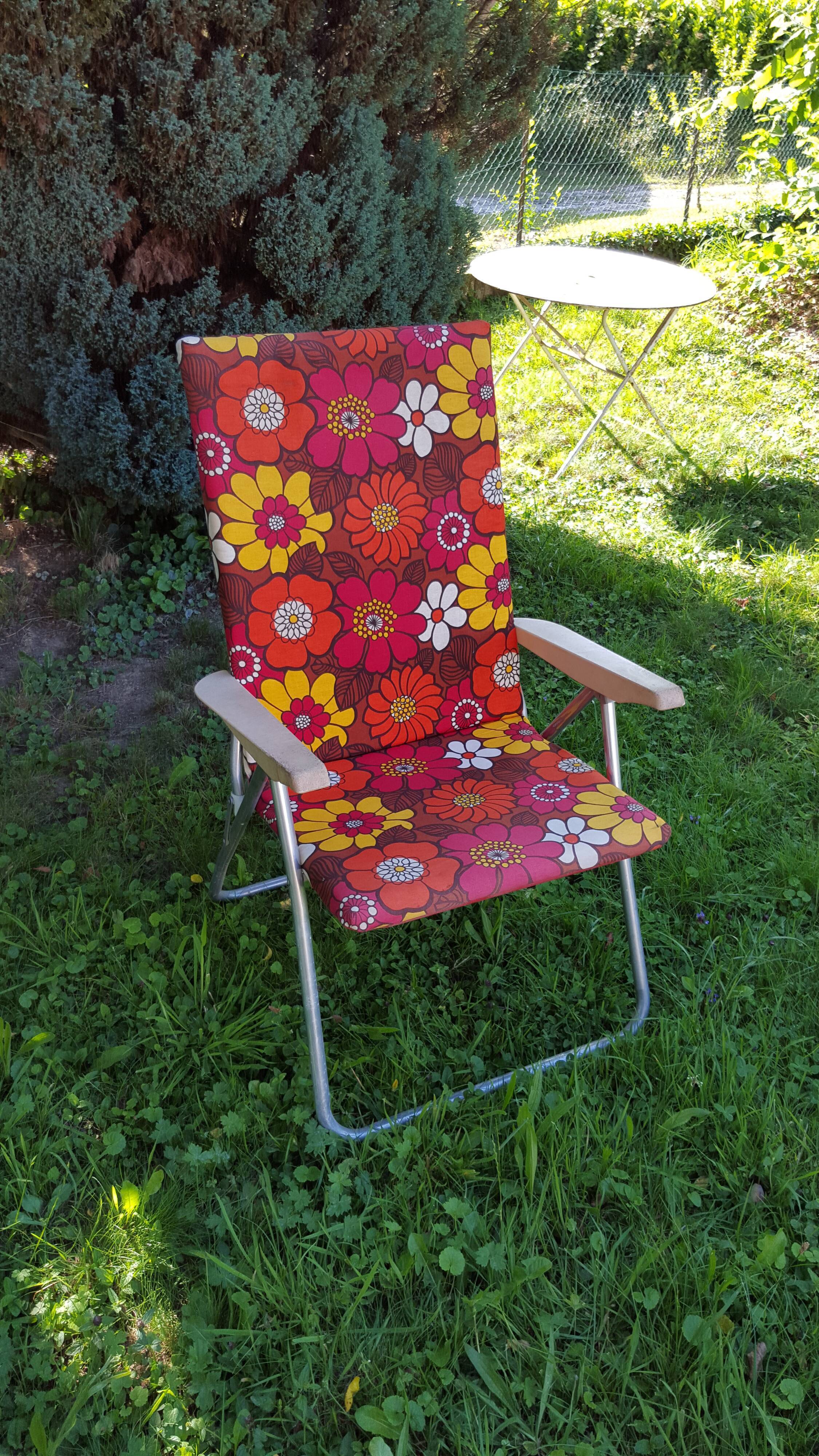 Vintage 70 "flower power" kettler folding long chair