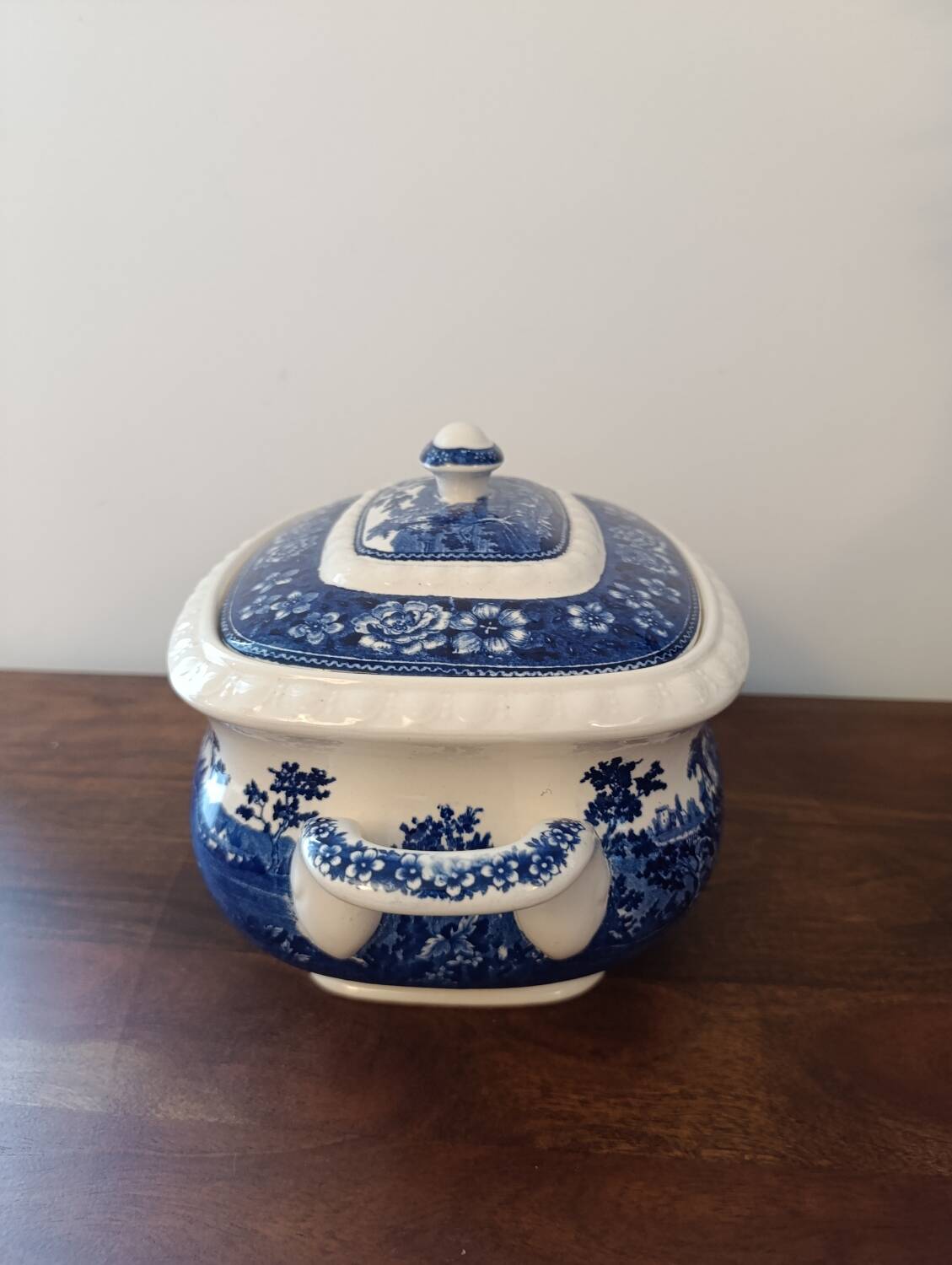 Villeroy & Boch "Rusticana" Soup Tureen - Blue