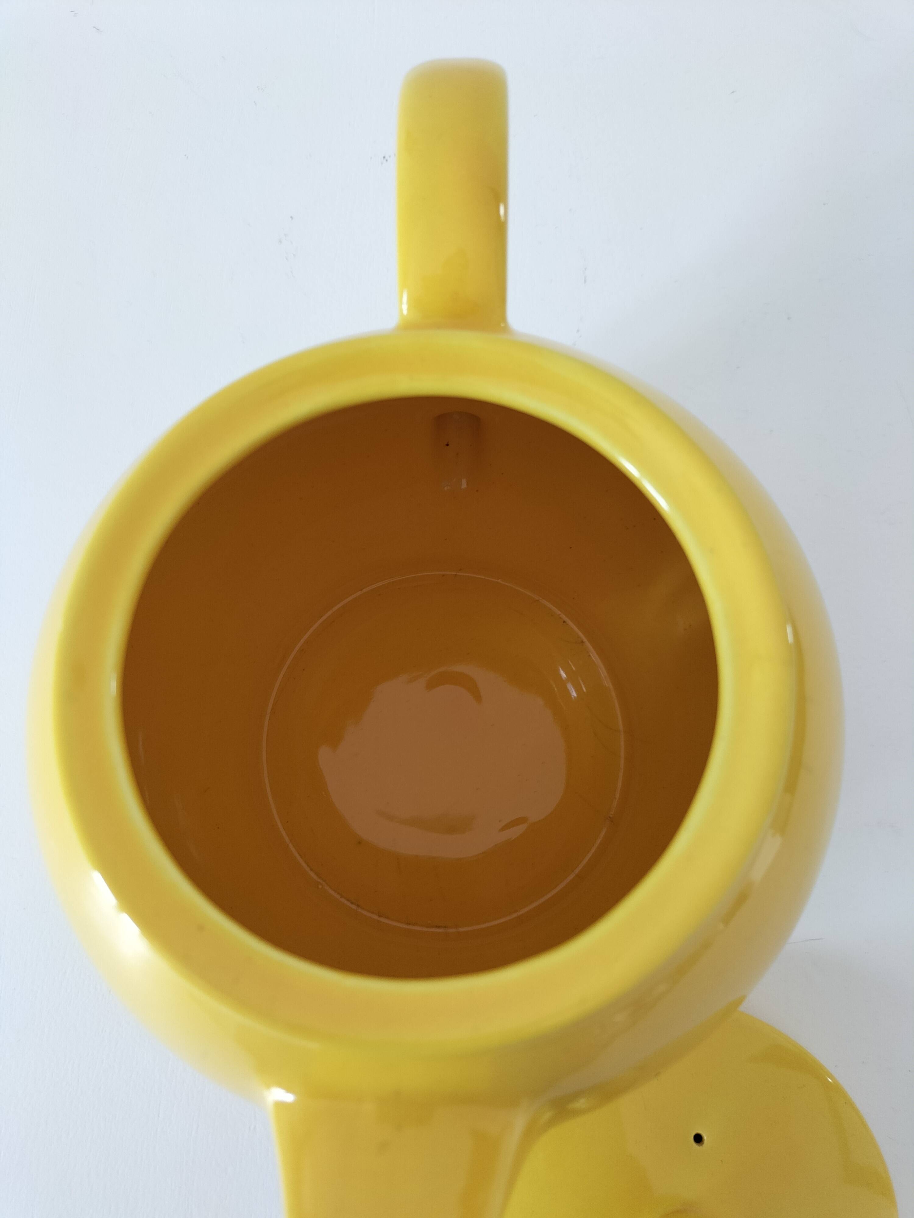 Vintage sun yellow teapot – Moulin des Loups & Hamage Nord