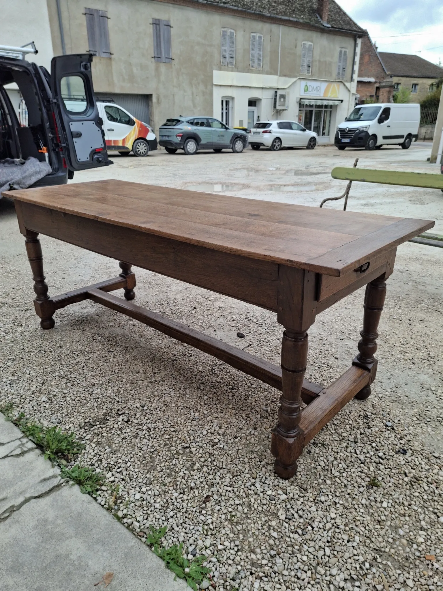 Rustic Burgundy farmhouse table from the 18th century in solid oak.