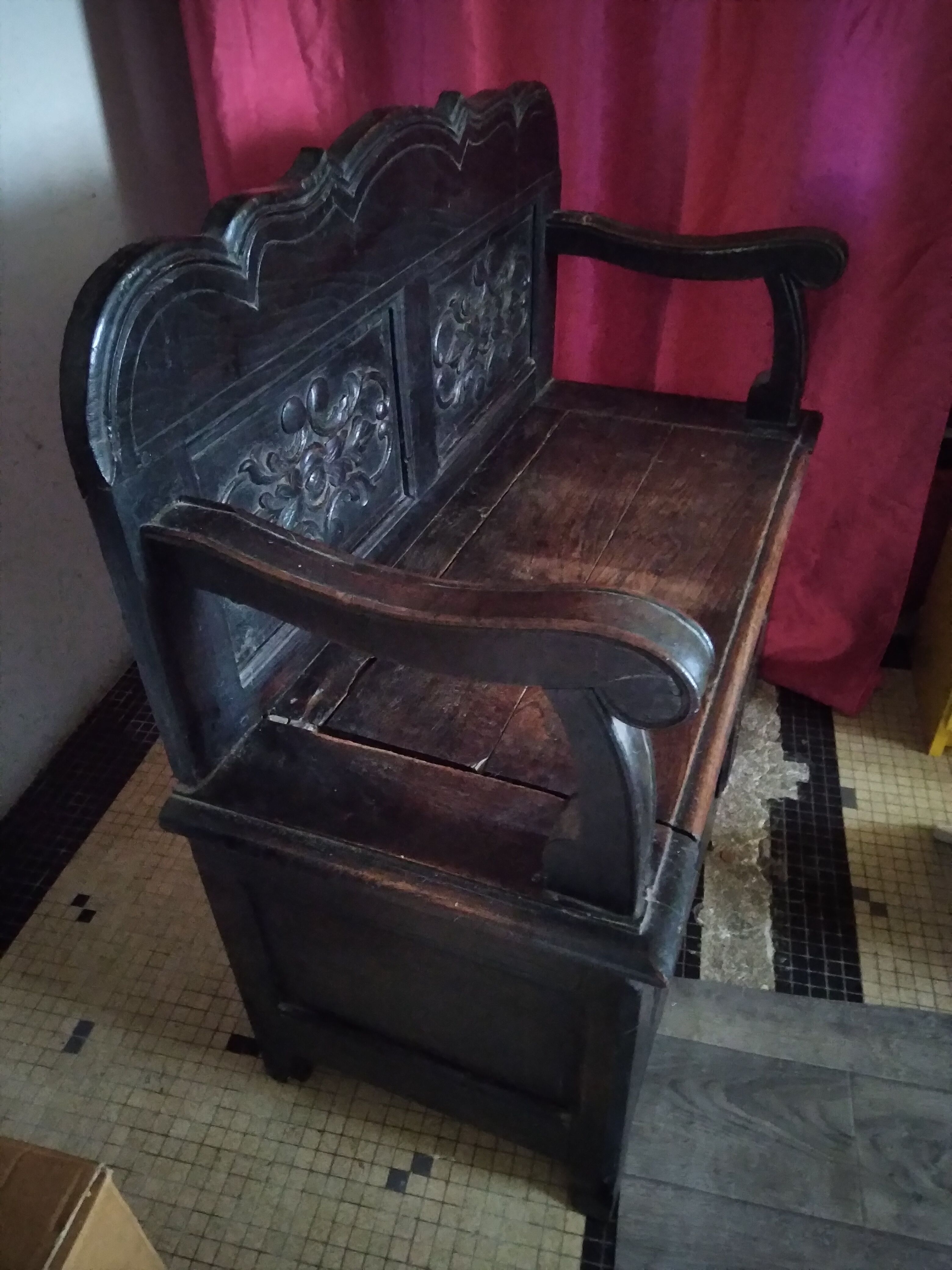 Old Breton enclosed bed chest bench