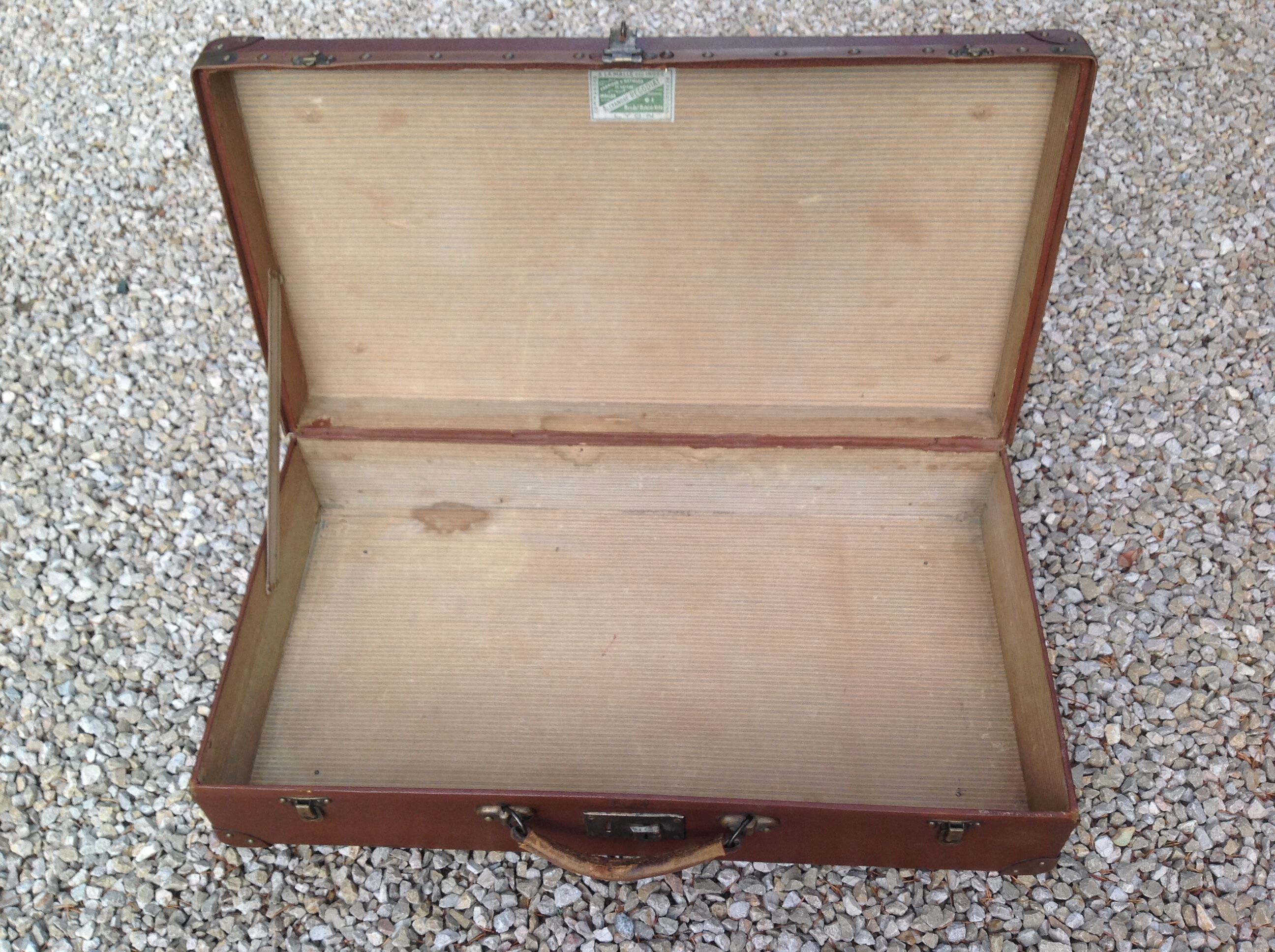 Valise en bois