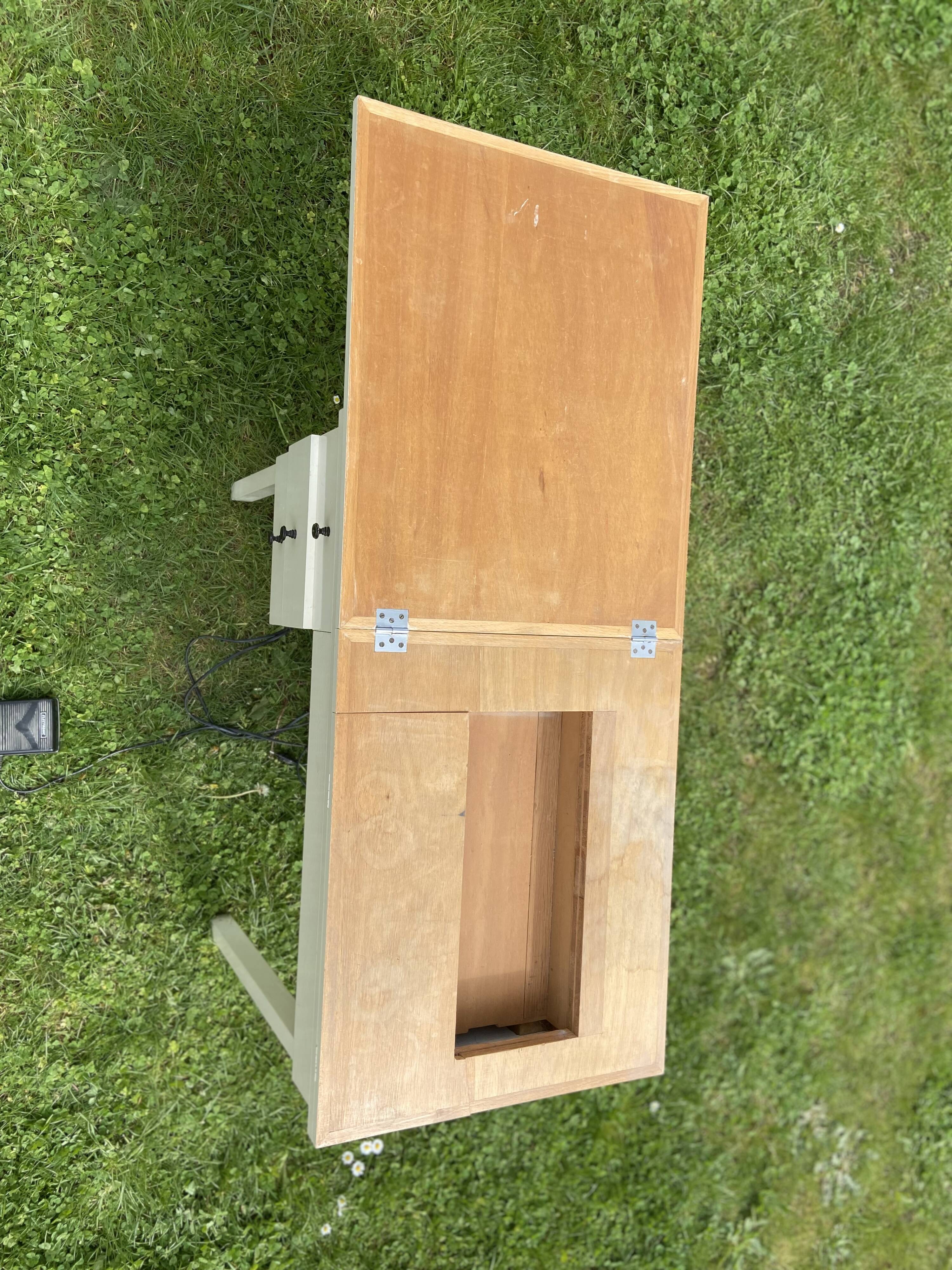 Singer sewing machine