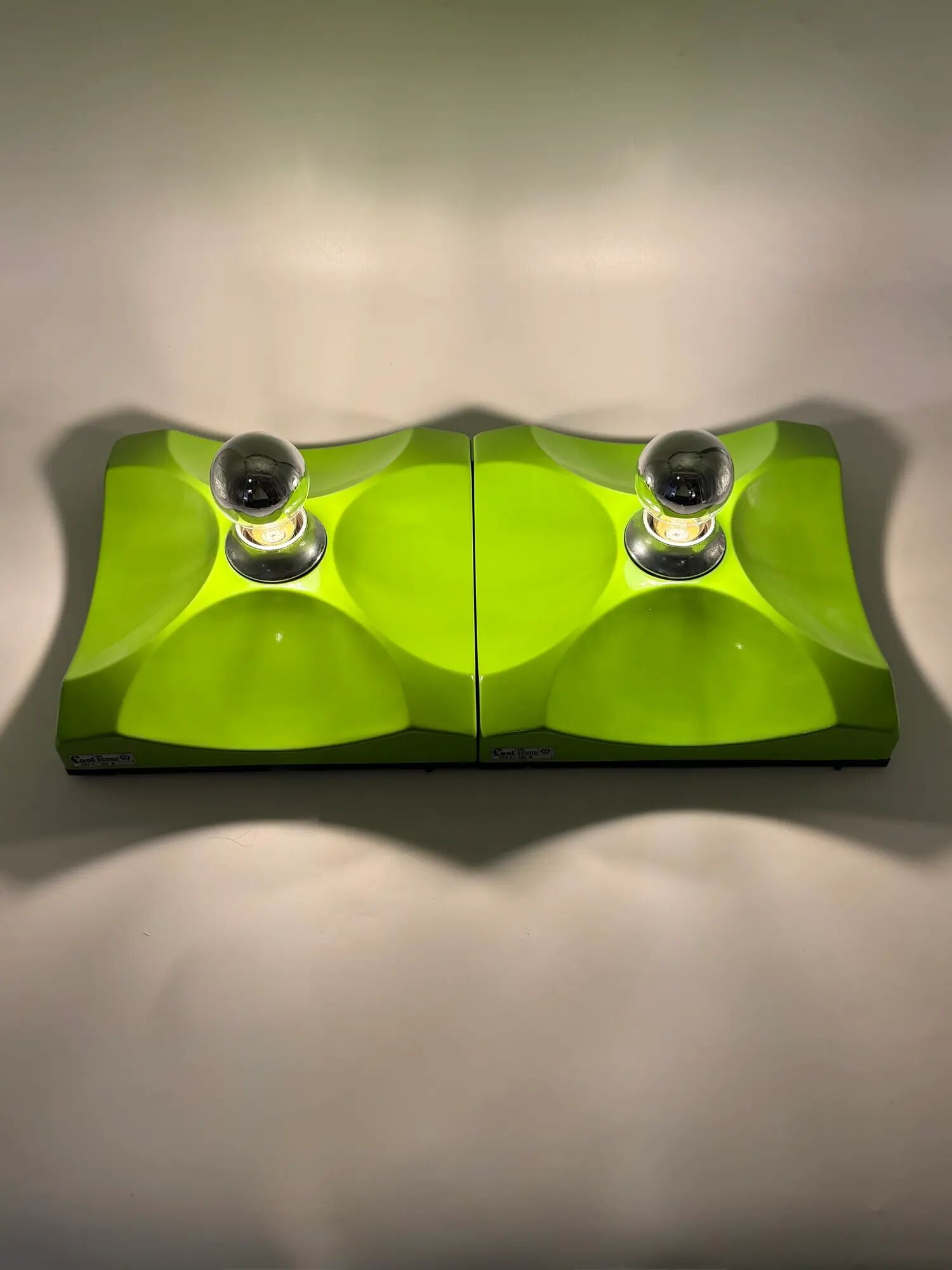 Pair of "Scudo" wall lights – Fael Luce, Italy, 1970s