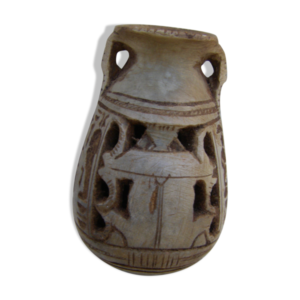 Vase en pierre Egypte