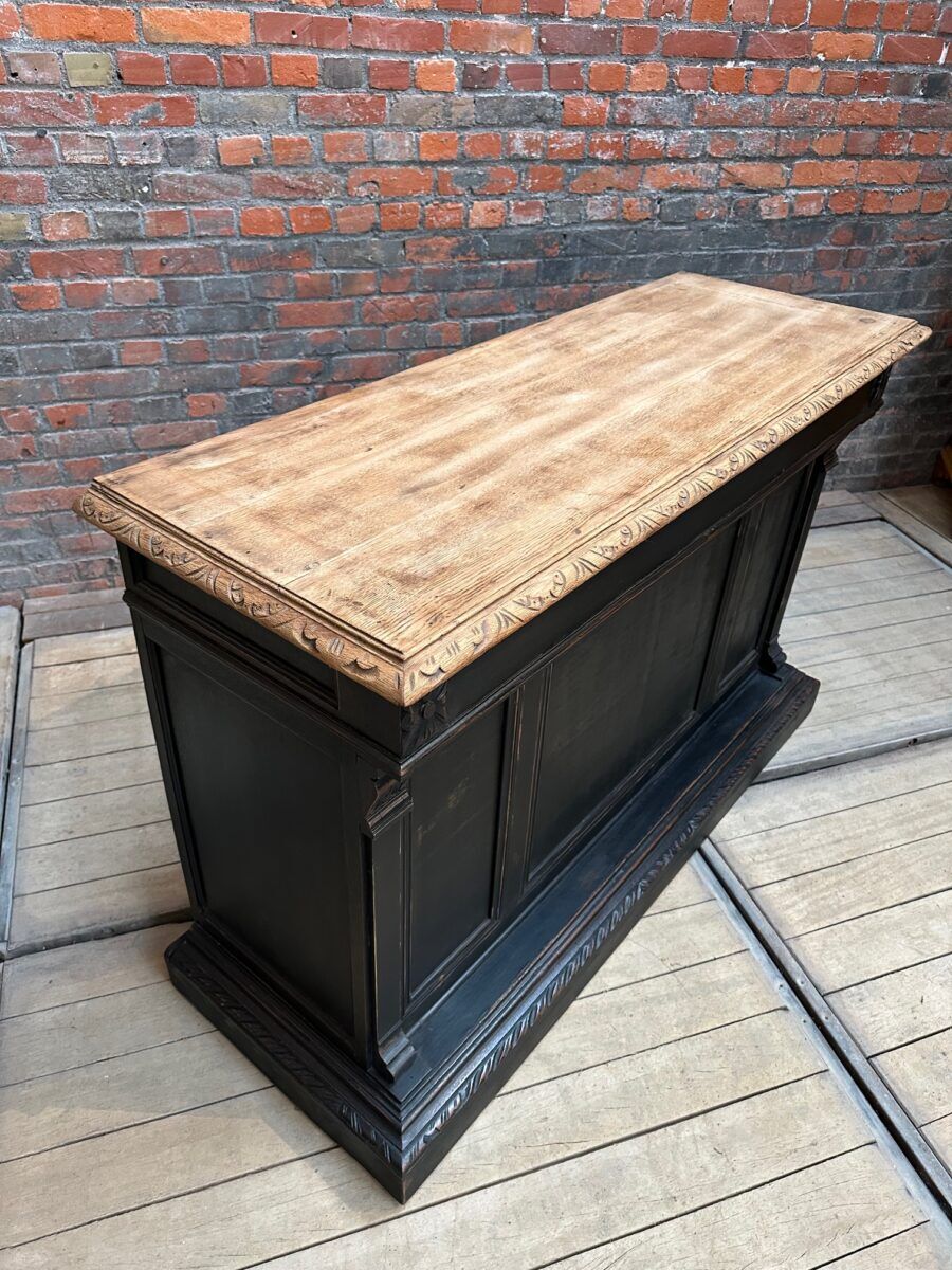 Comptoir en chêne début XXème