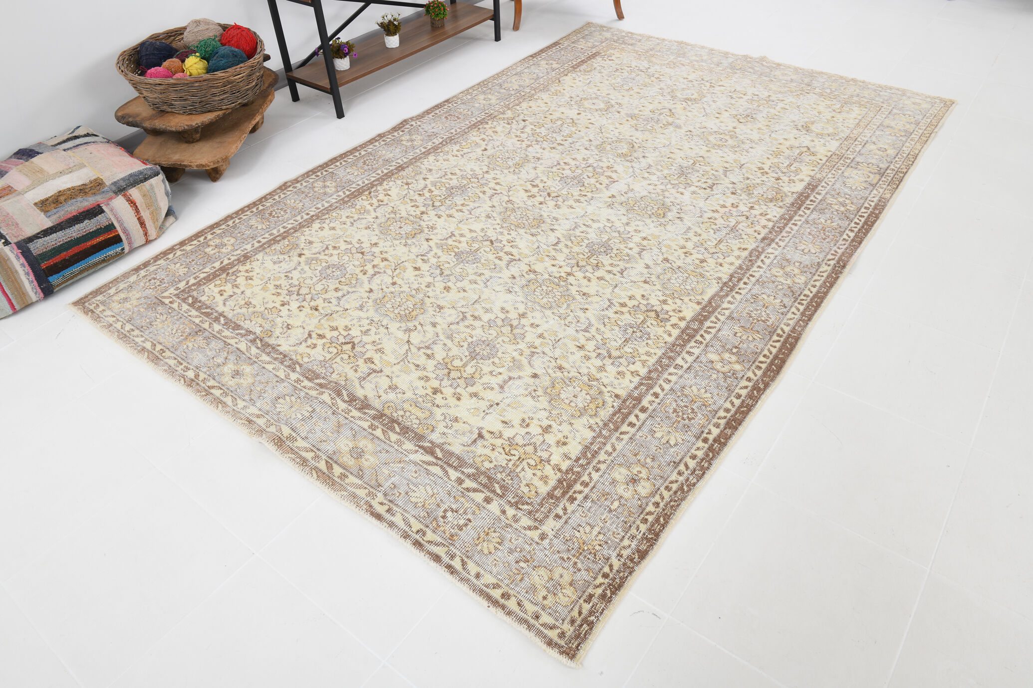 Turkish handmade wool rug 305x197cm