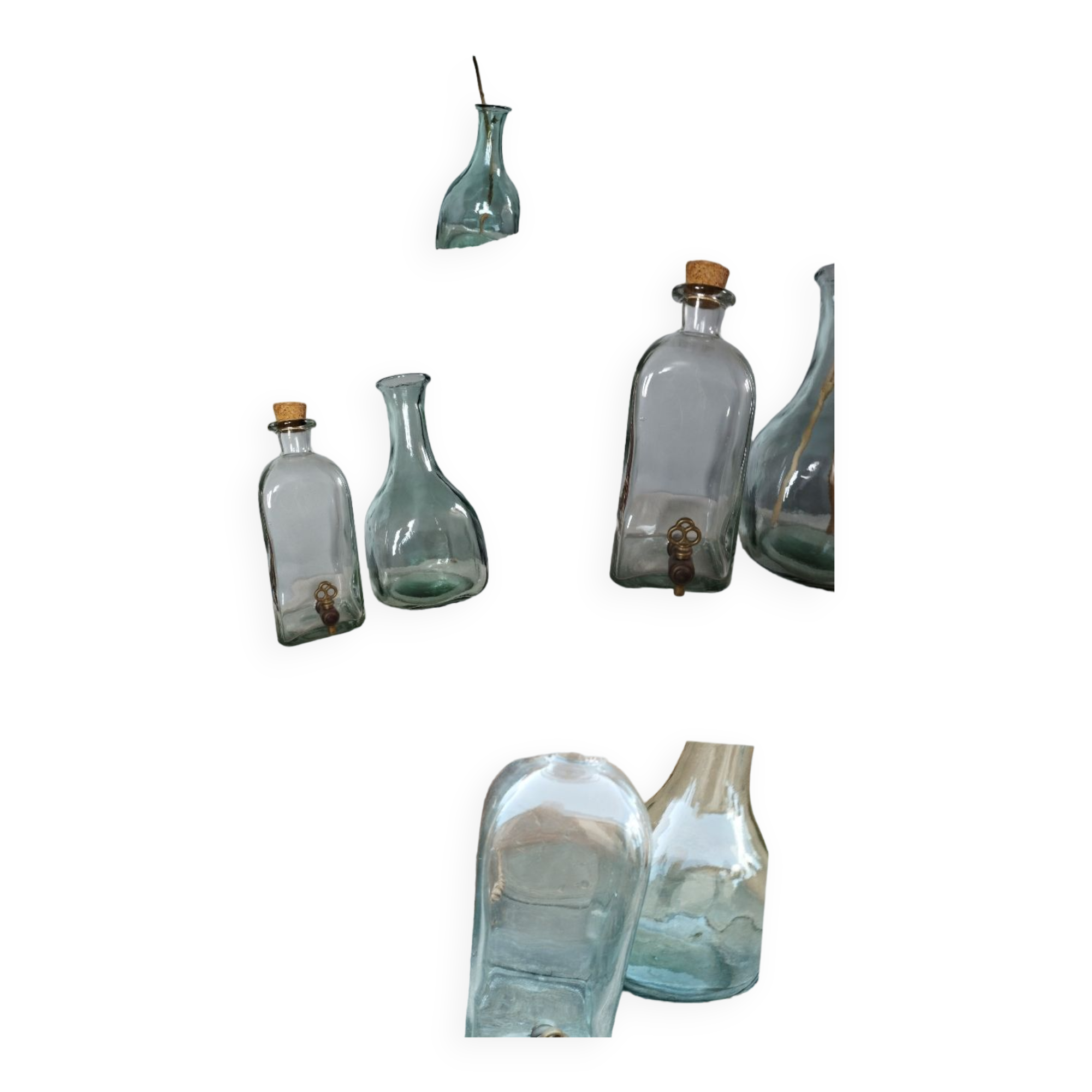 Duo of bottles/carafes, vintage