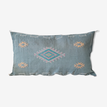 Berber cushion made of cactus silk