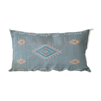 Berber cushion made of cactus silk