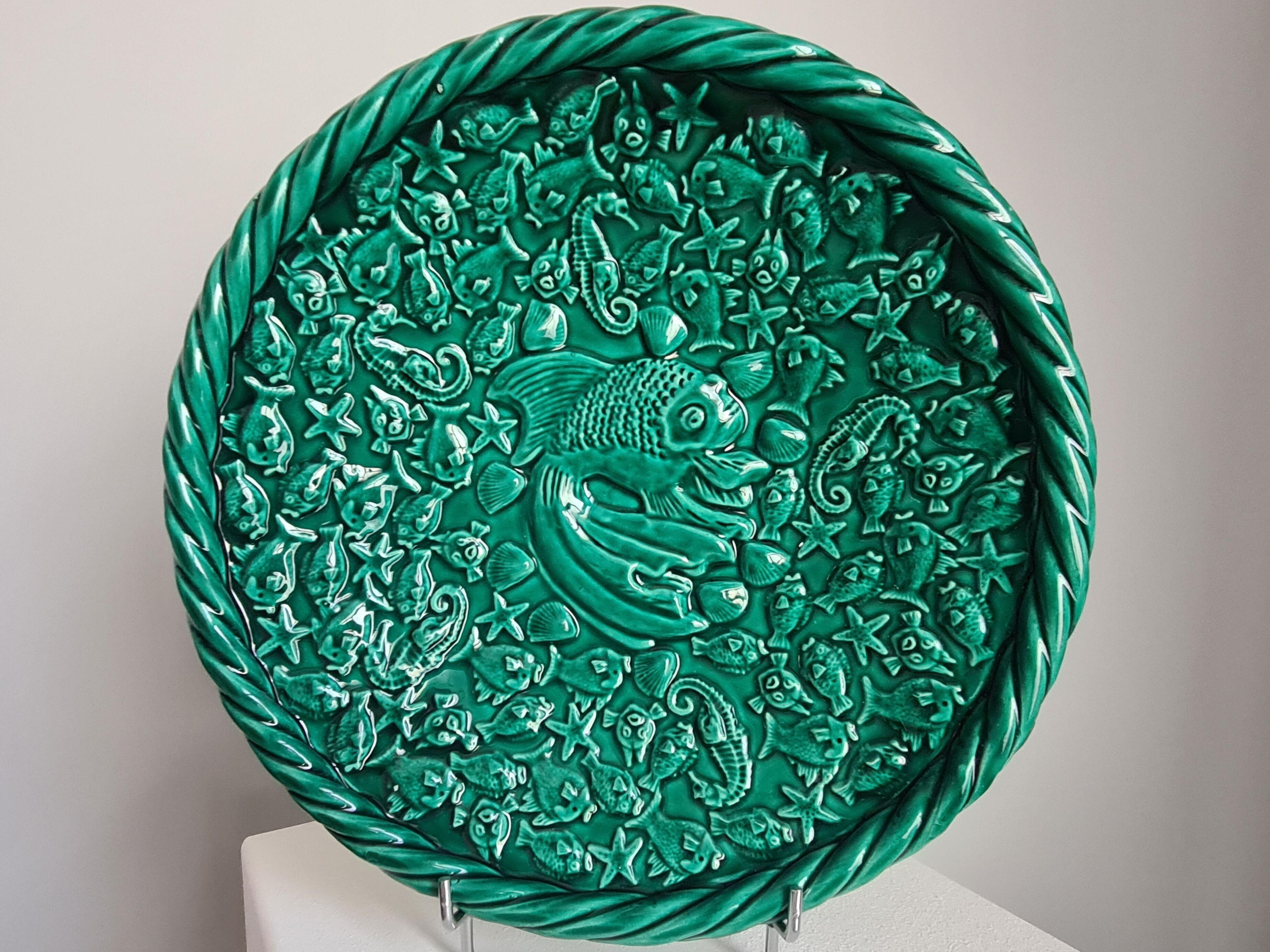 Fruit cup or Vallauris dish in Massier green 50