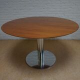 Mid-century modern round table by  Knoll International Kiga S.p.A, 1960s
