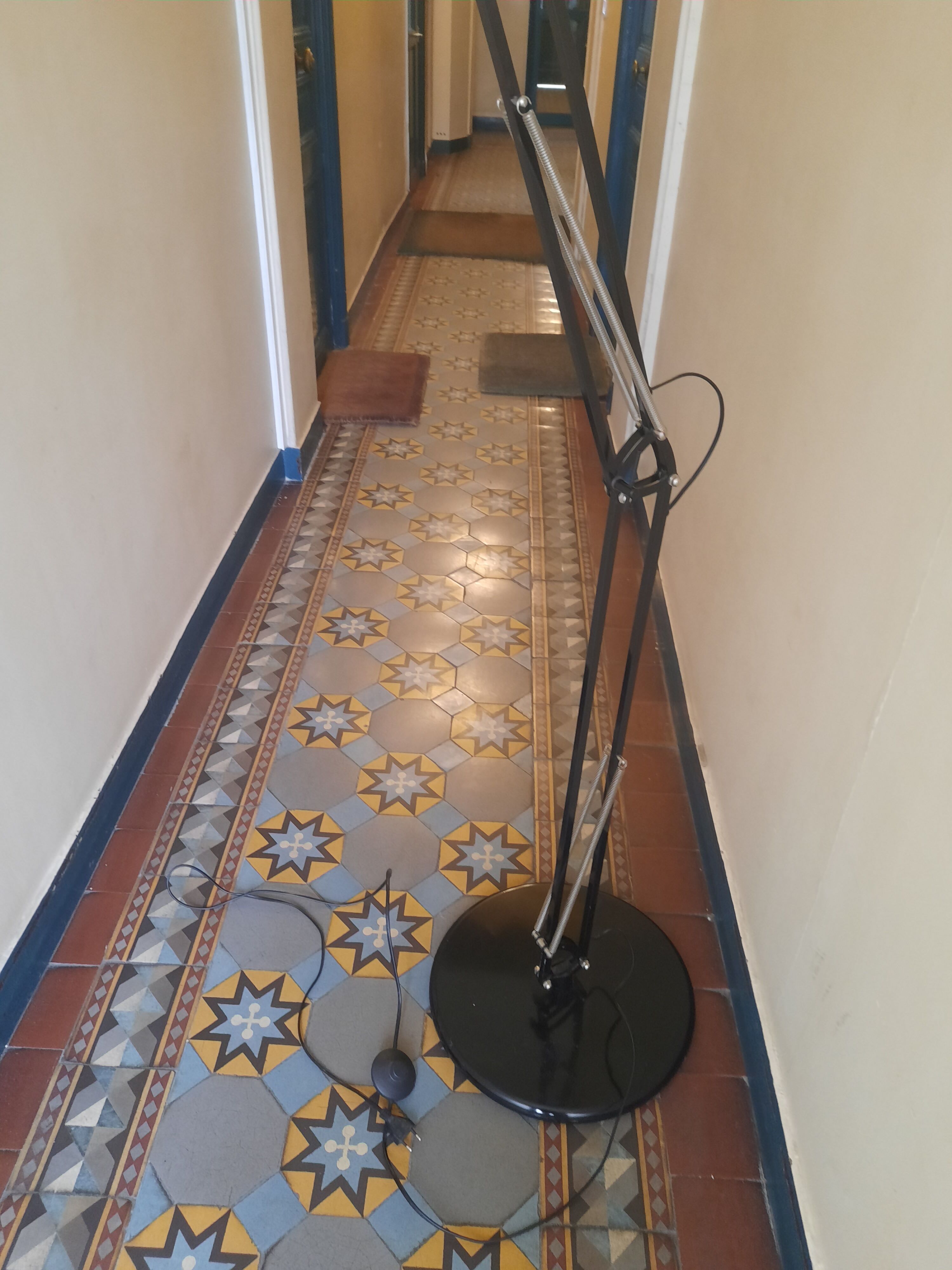 Architect's lamppost