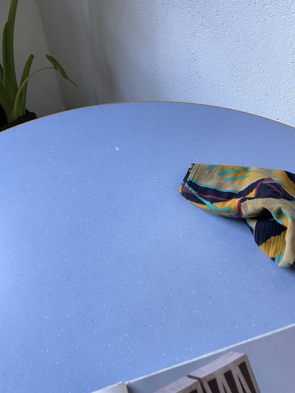 80s round beech table