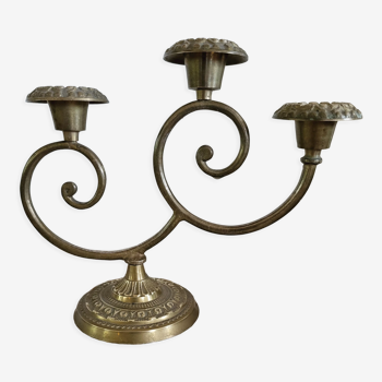 3-spoke brass candle holder