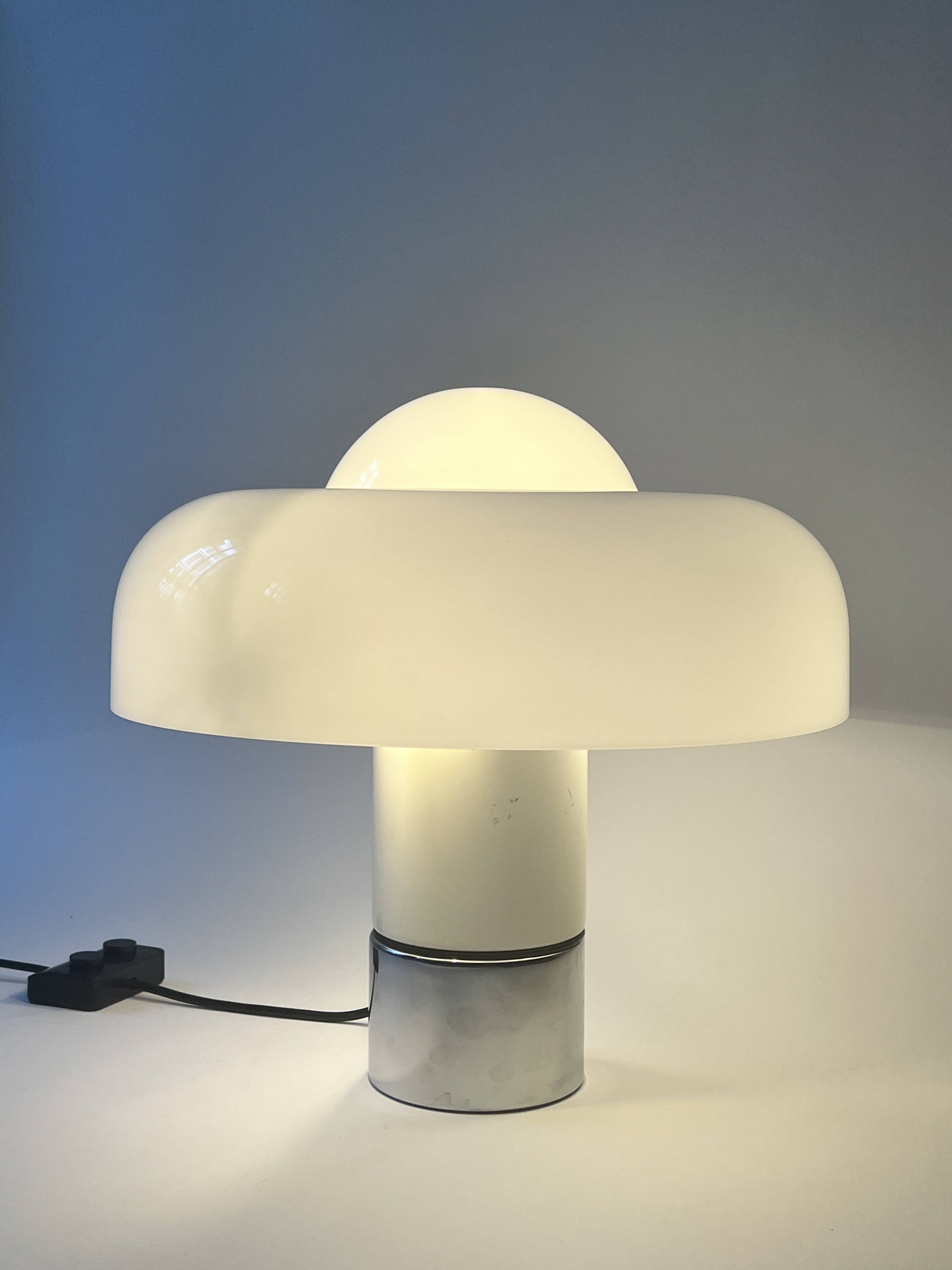 Lampe de table Brumbury par Luigi Massoni, Guzzini, design italie 1970
