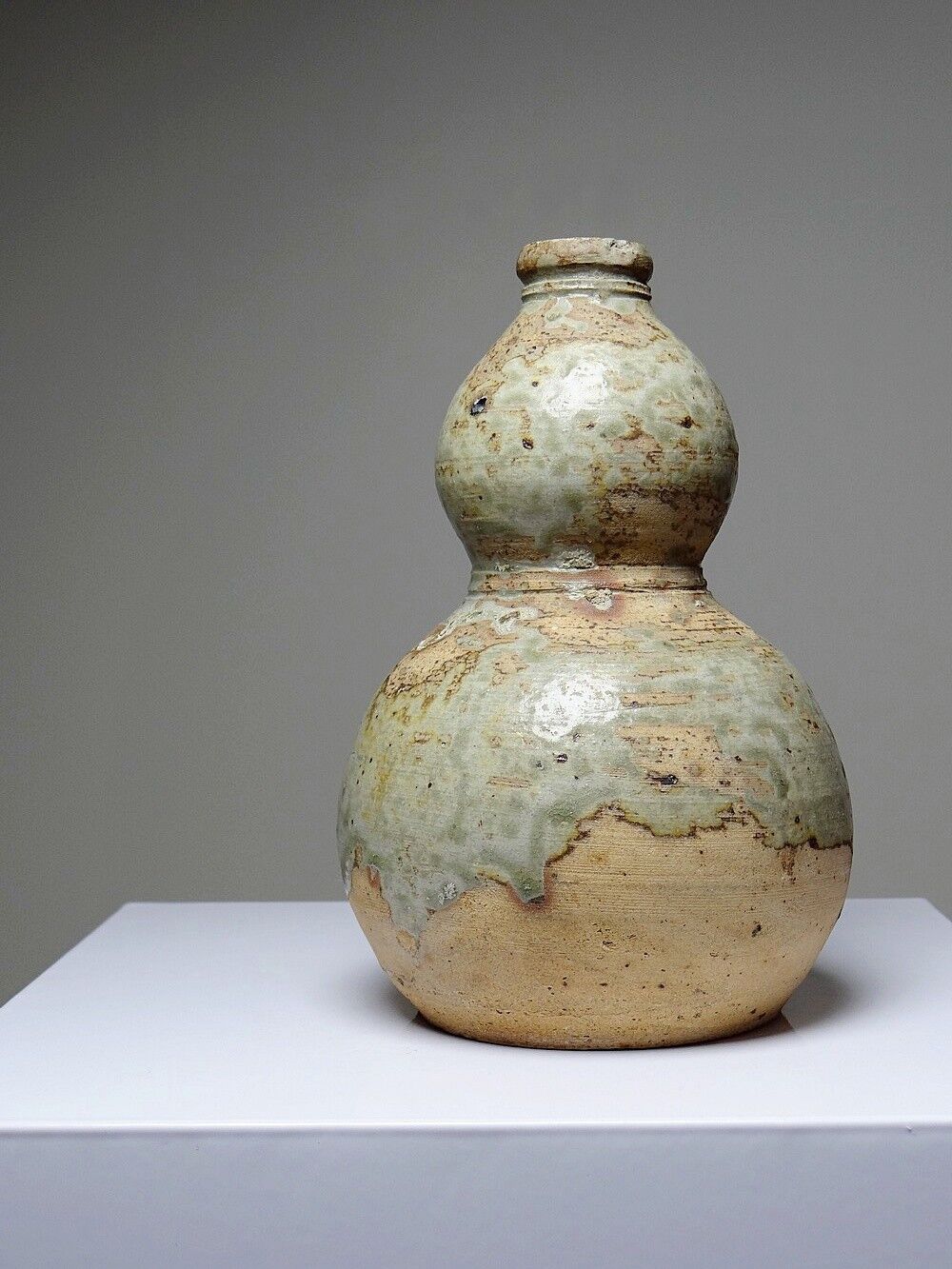 Small double sake ceramic flask from Iga, vintage/antique collection.