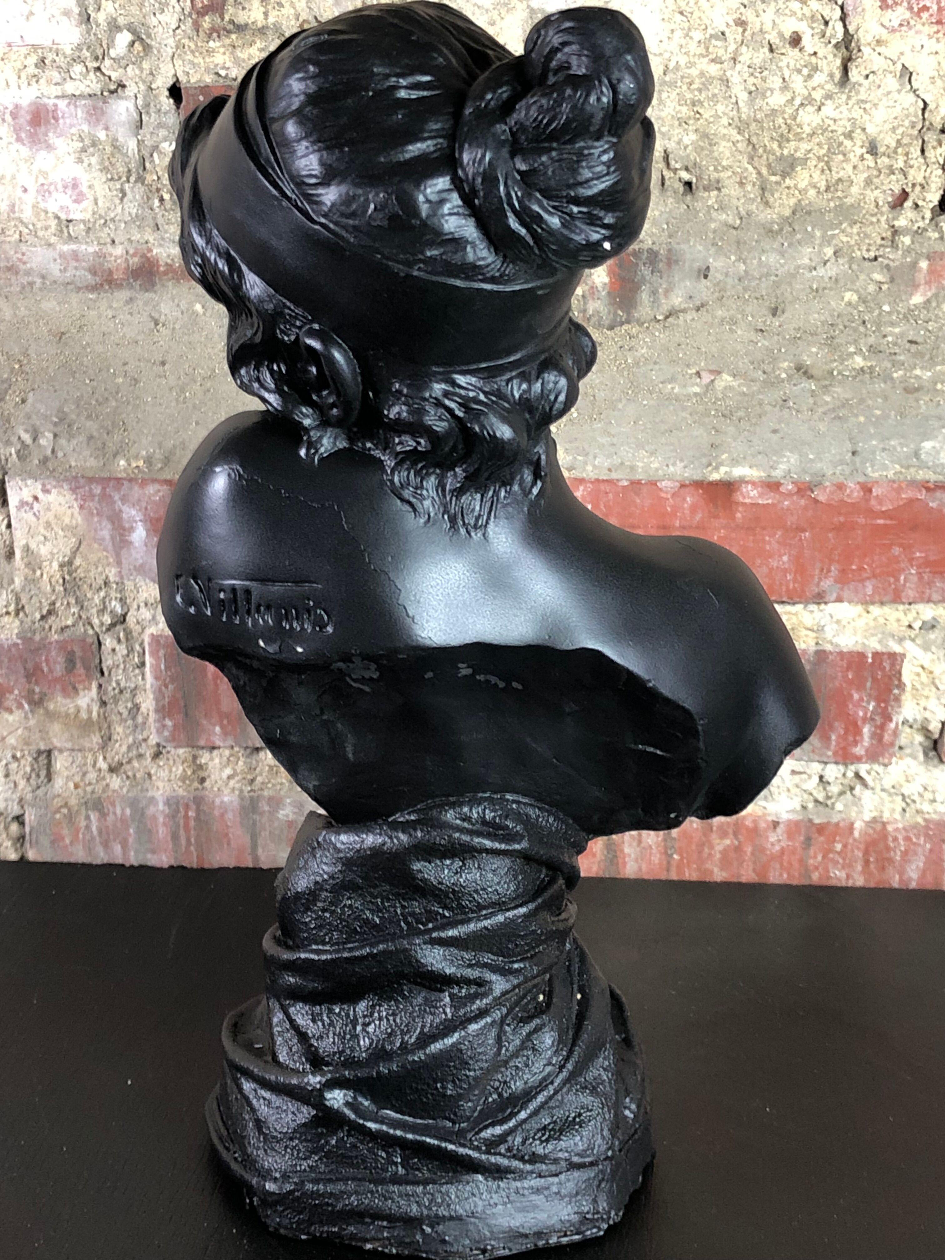 Art Nouveau woman bust in plaster signed E.Villanis