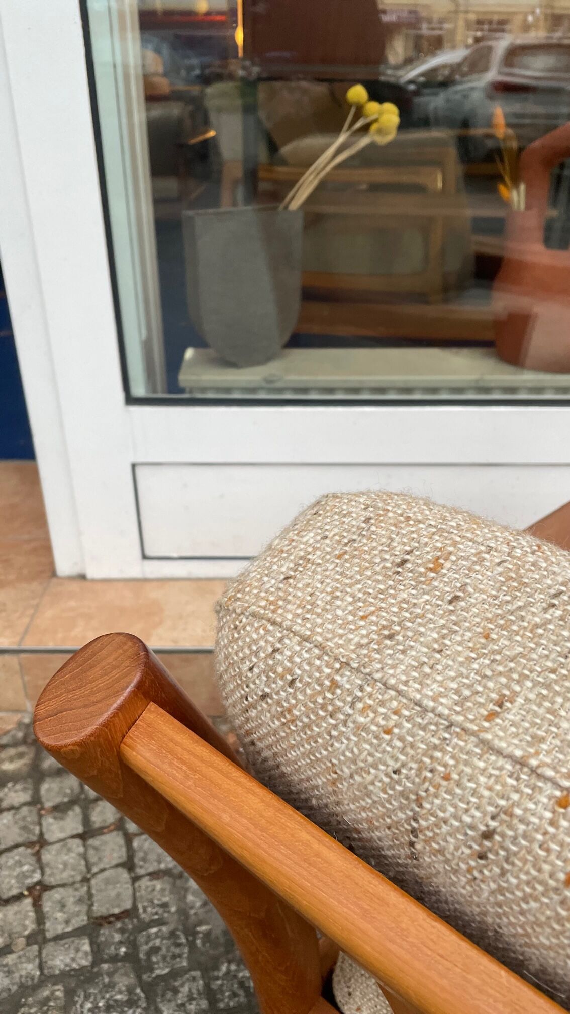 Danish armchair of the 60s in wood and wool of the brand Dyrlund