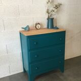 Old chest of drawers
